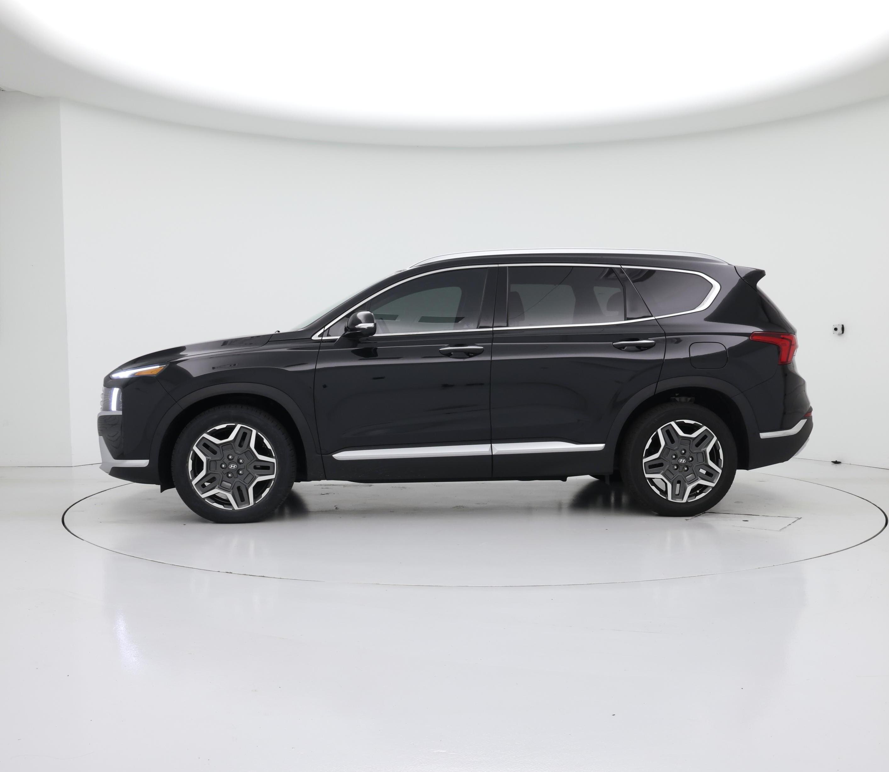 Thumbnail: 2022 Hyundai Santa Fe - 3