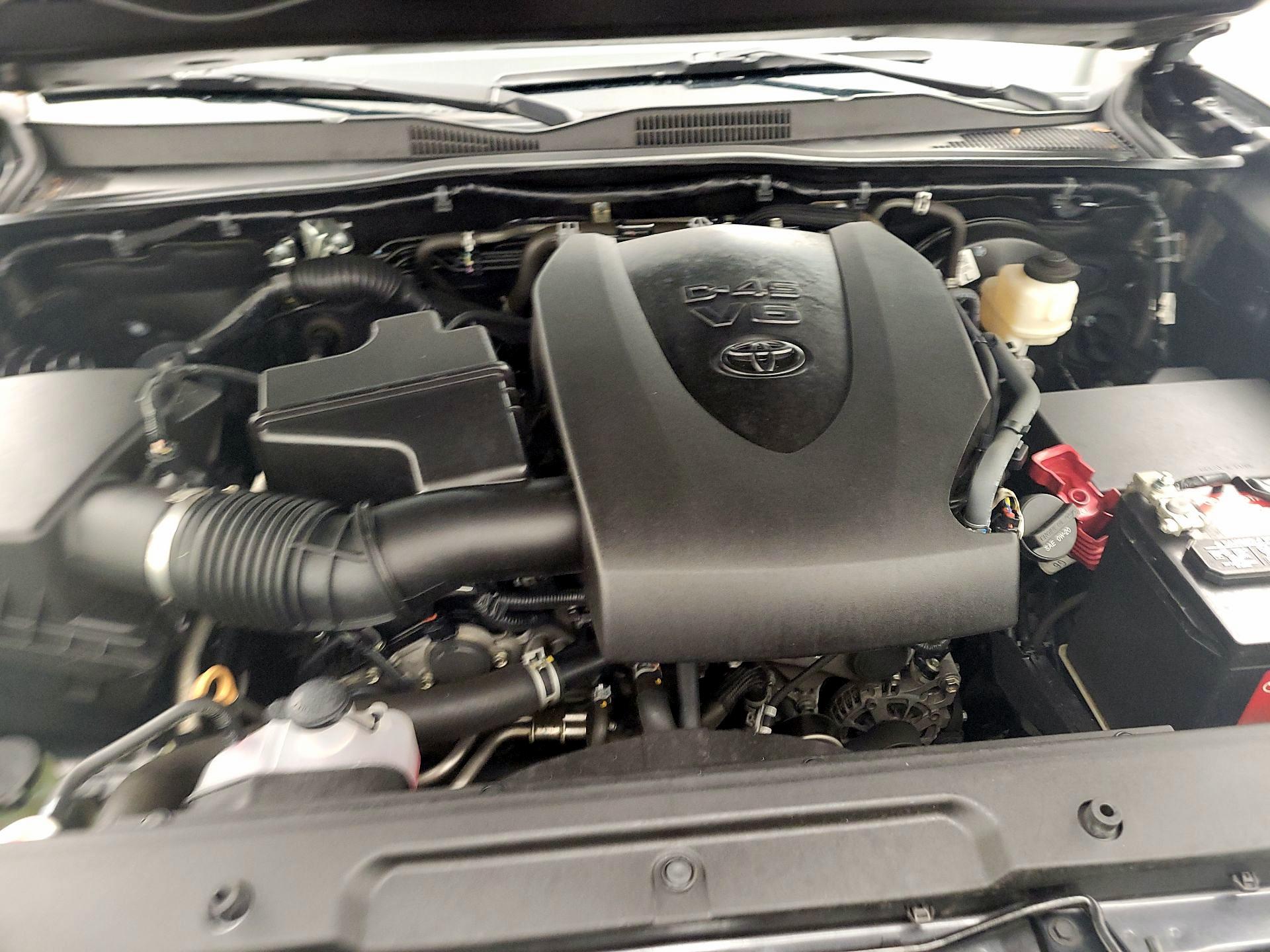 Thumbnail: 2020 Toyota Tacoma - 17