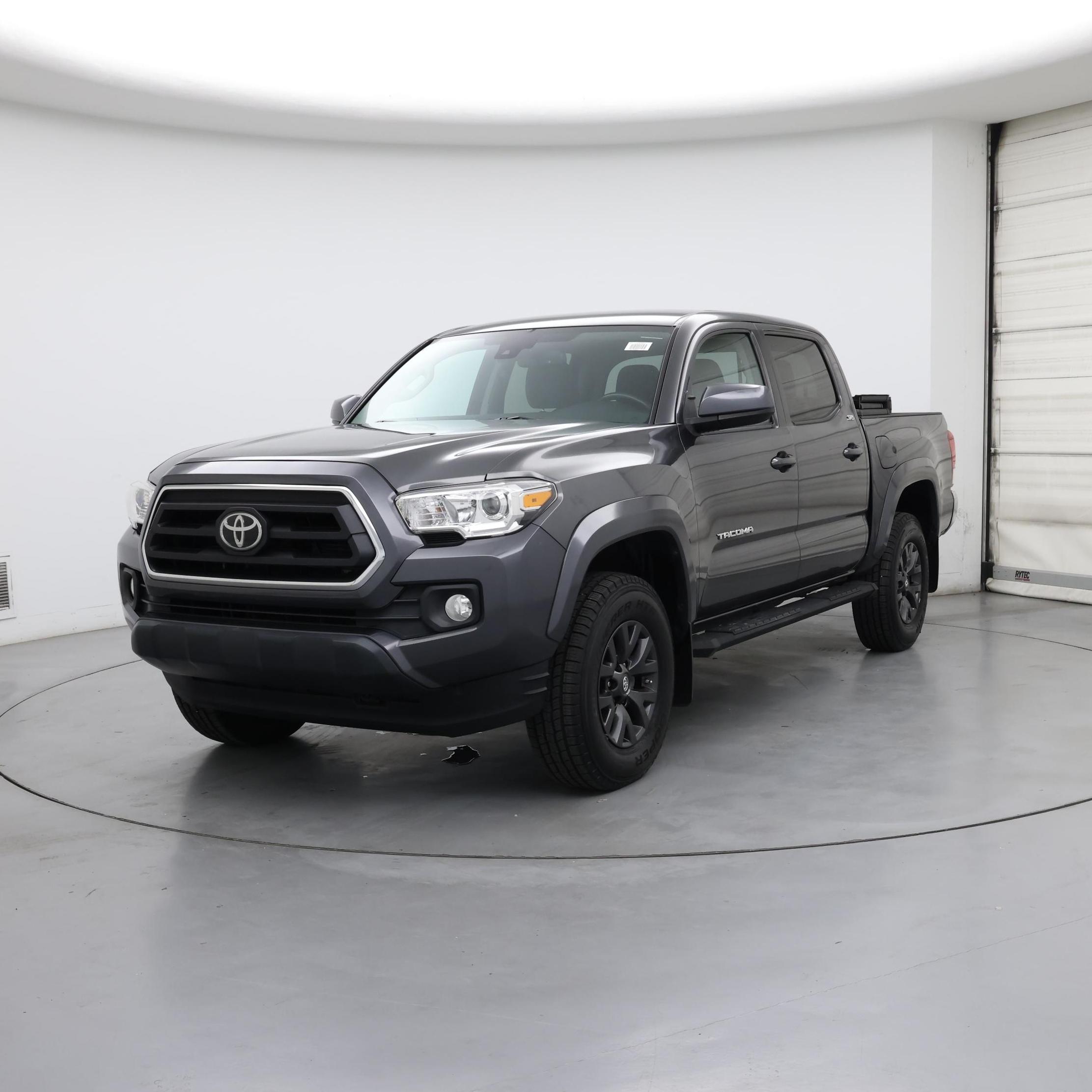 Thumbnail: 2020 Toyota Tacoma - 4