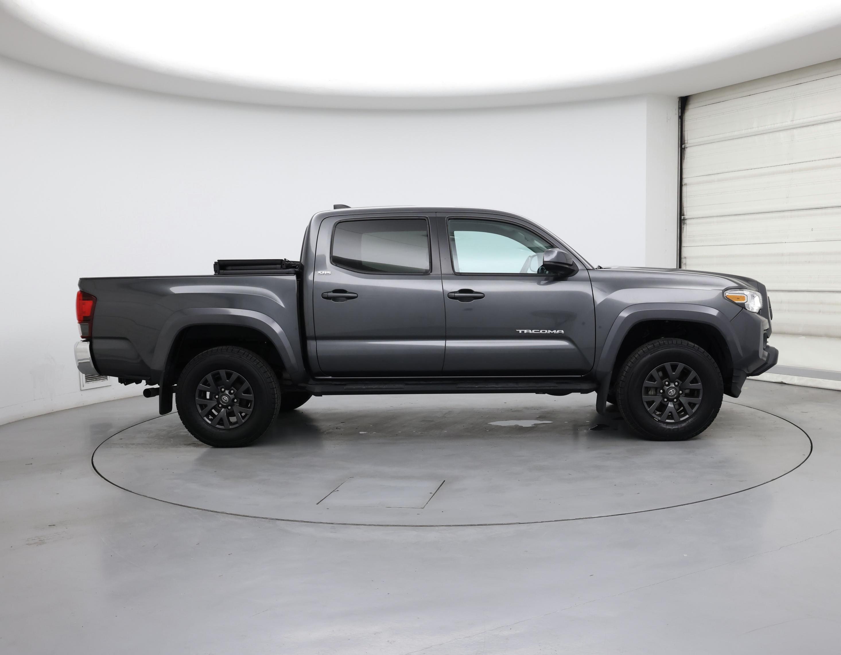 Thumbnail: 2020 Toyota Tacoma - 7