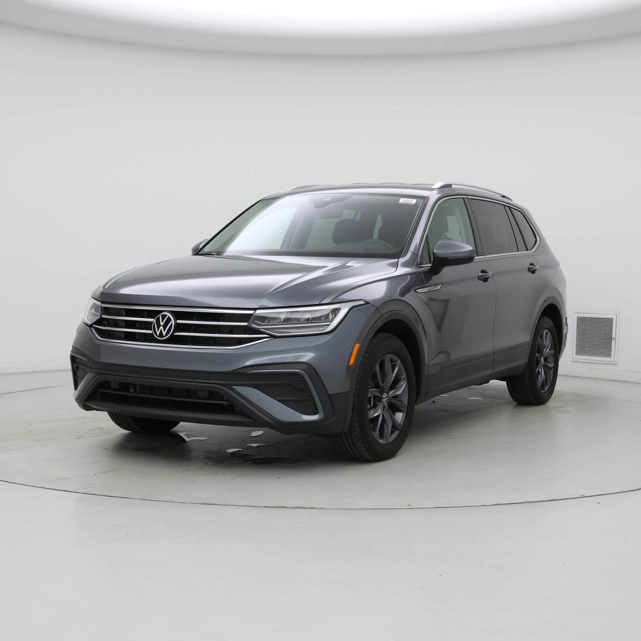 Thumbnail: 2022 Volkswagen Tiguan - 4