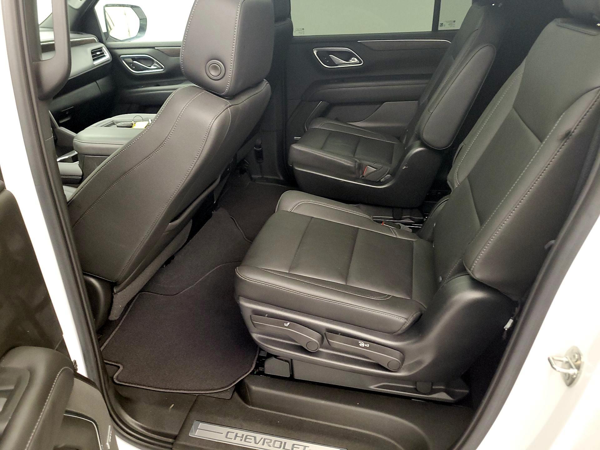 Thumbnail: 2022 Chevrolet Suburban - 20