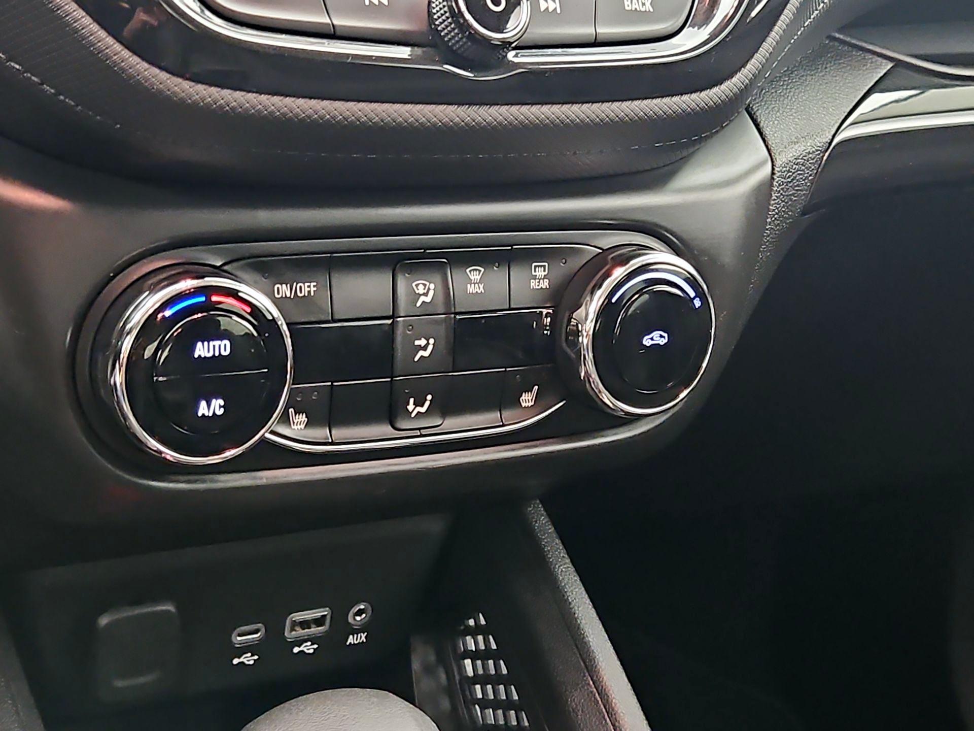 Thumbnail: 2021 Chevrolet TrailBlazer - 16