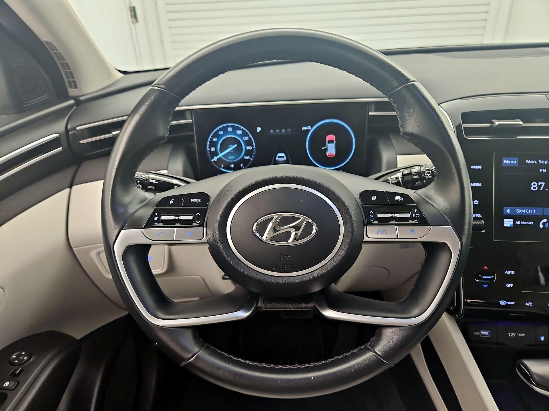 Thumbnail: 2023 Hyundai Tucson - 10