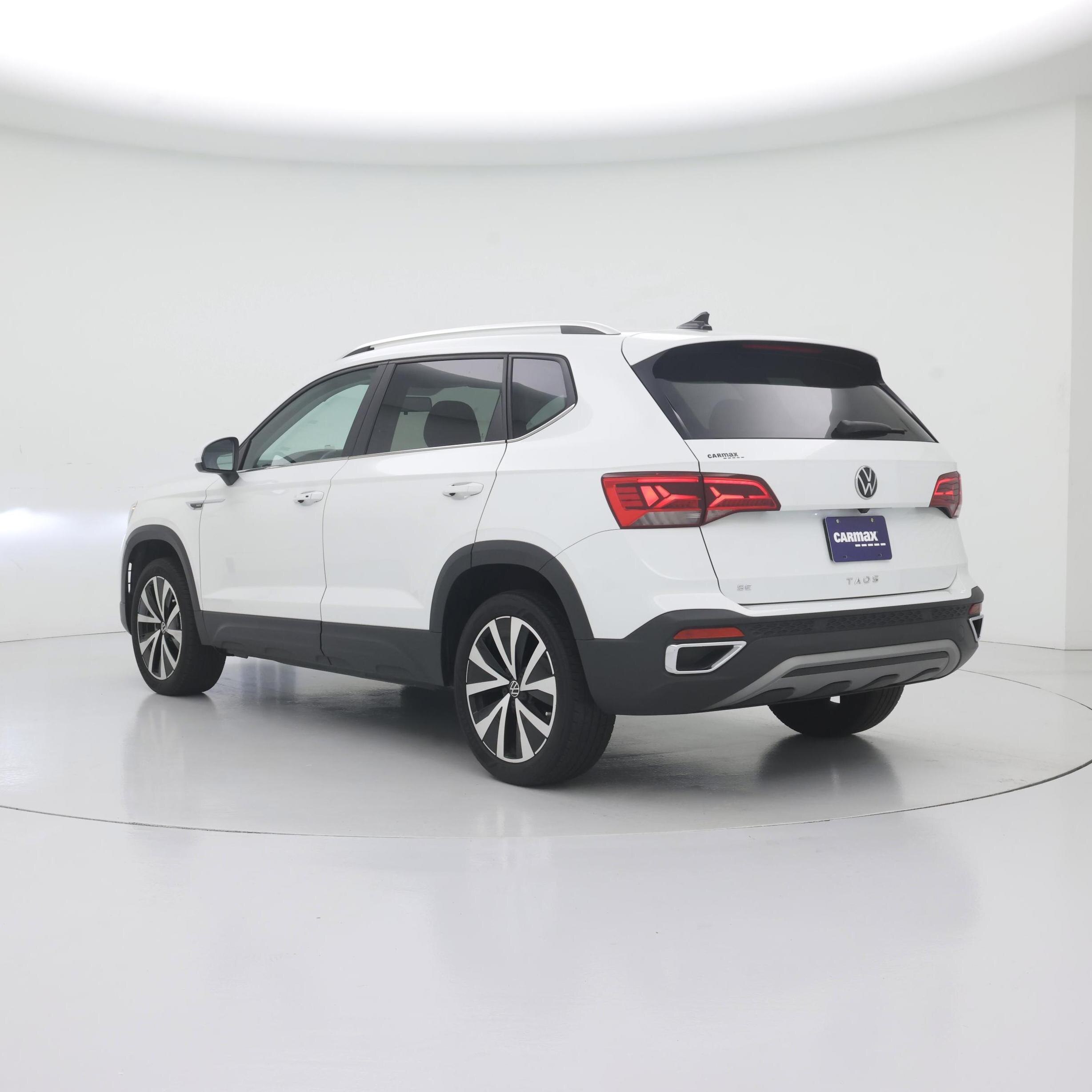 Thumbnail: 2022 Volkswagen Taos - 2