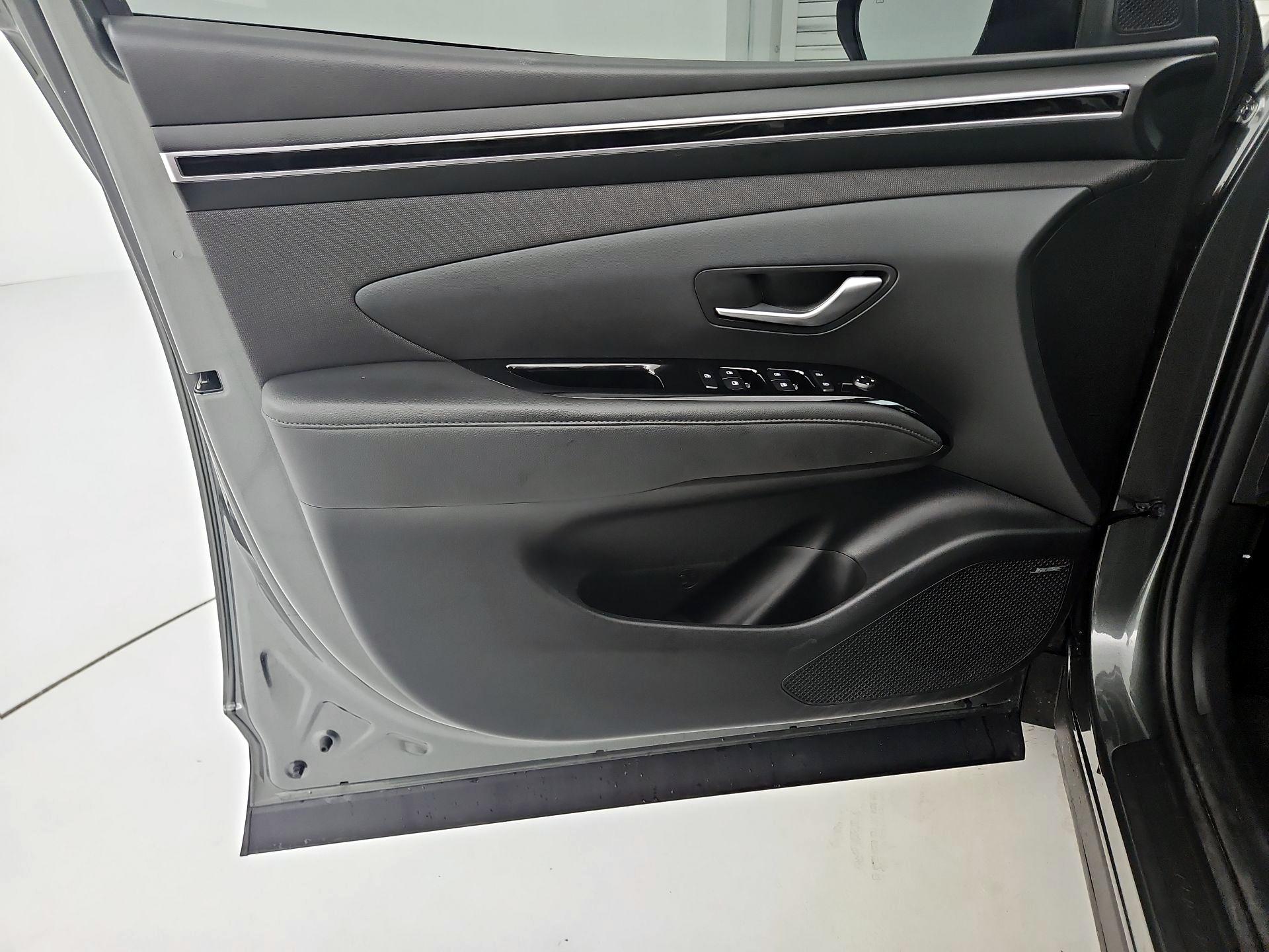 Thumbnail: 2022 Hyundai Tucson - 12