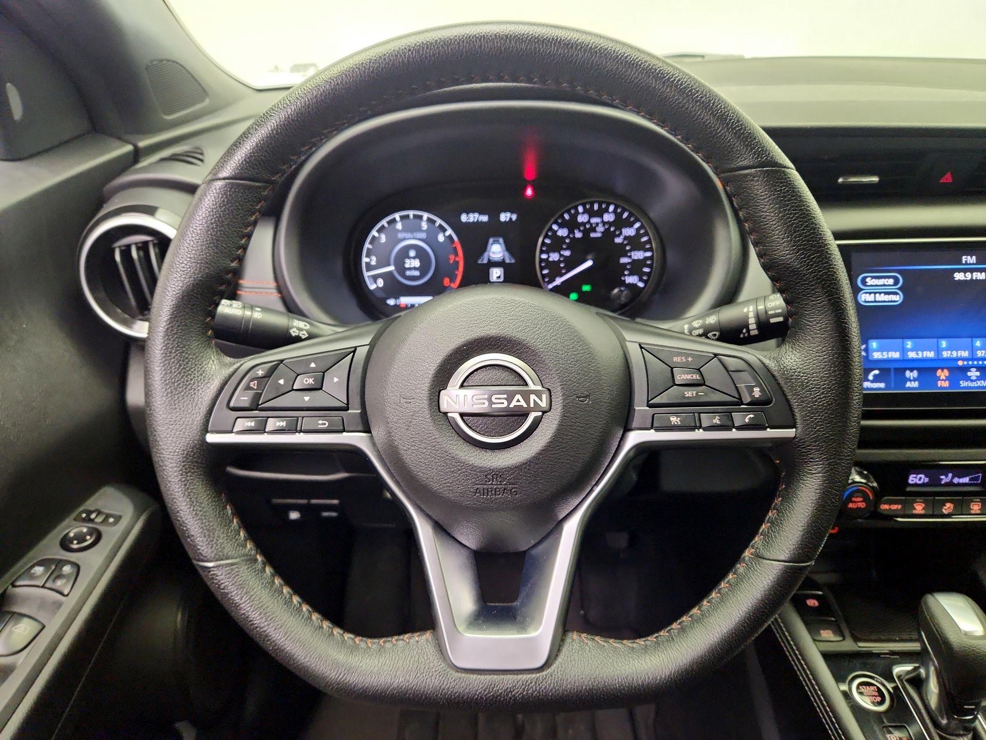 Thumbnail: 2023 Nissan Kicks - 10