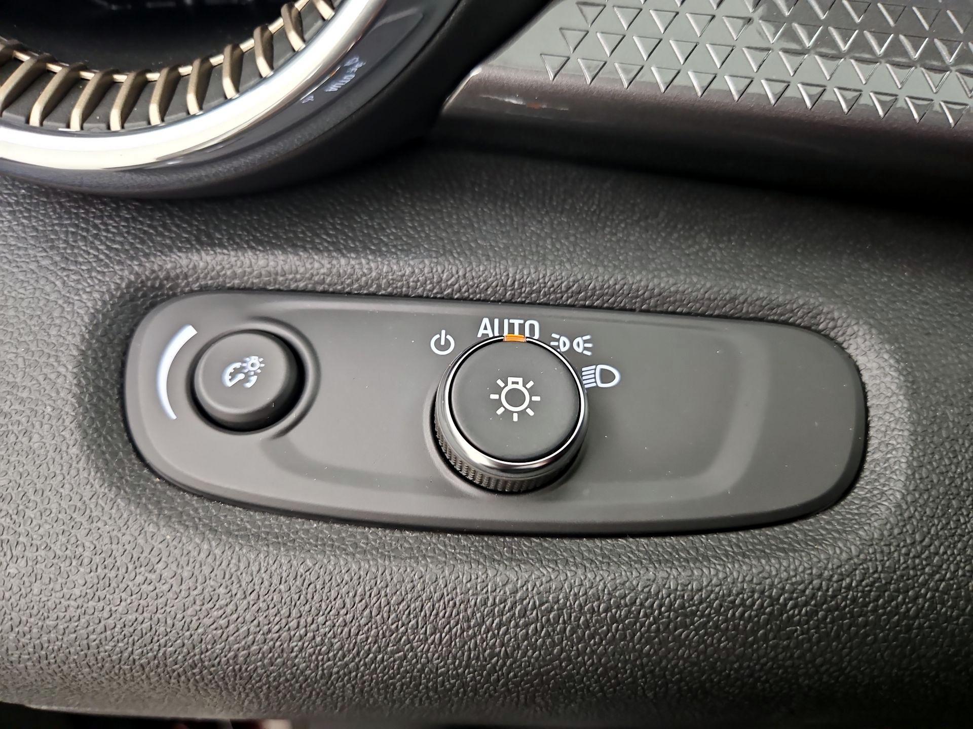 Thumbnail: 2024 Chevrolet Trax - 13