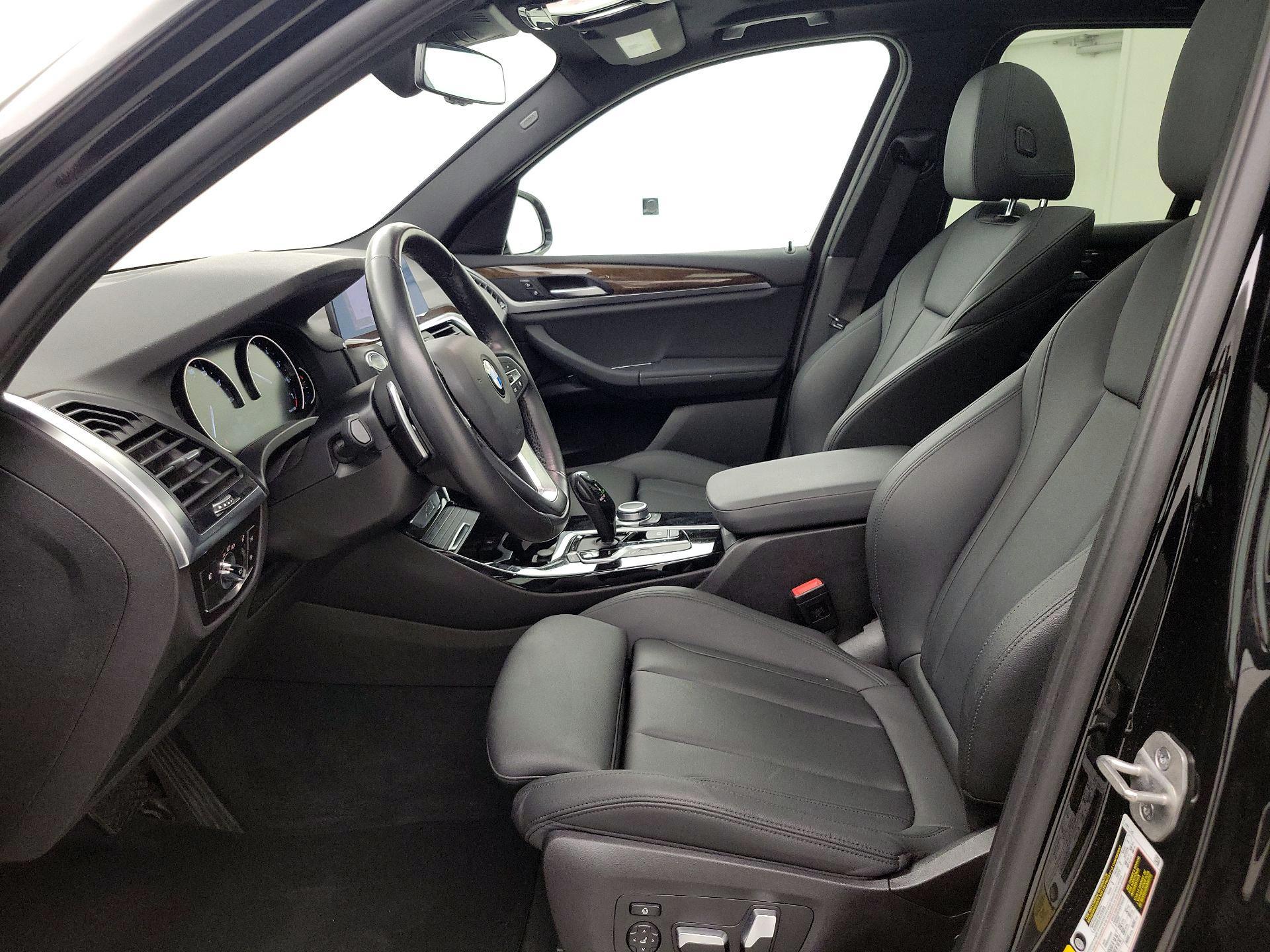 Thumbnail: 2021 BMW X3 - 11