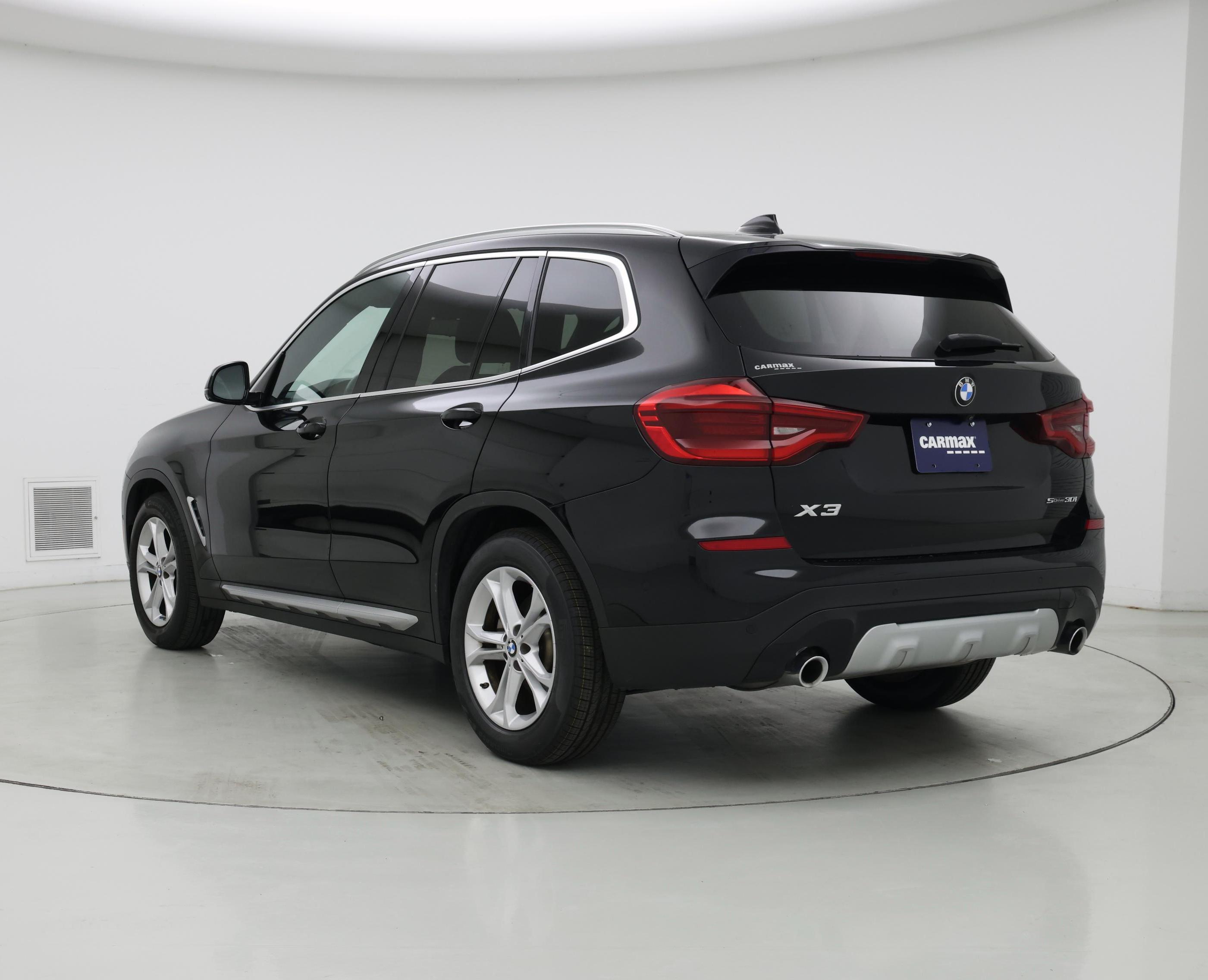 Thumbnail: 2021 BMW X3 - 2