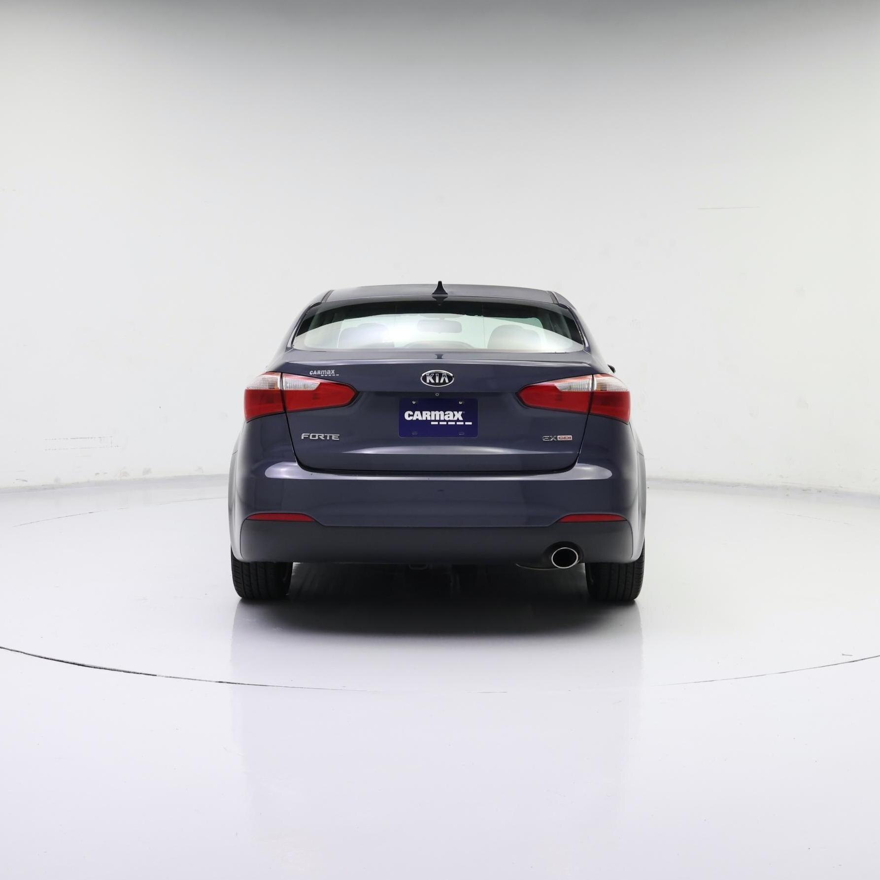 Thumbnail: 2016 Kia Forte - 6
