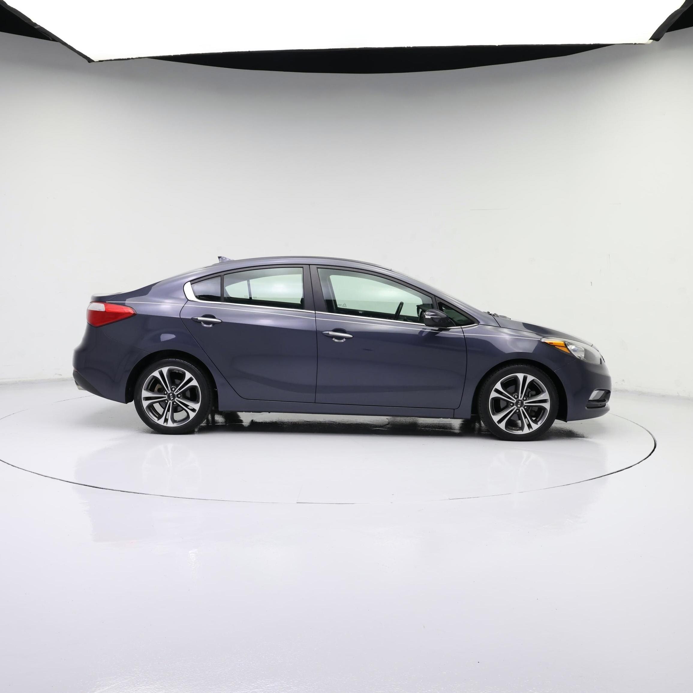 Thumbnail: 2016 Kia Forte - 7