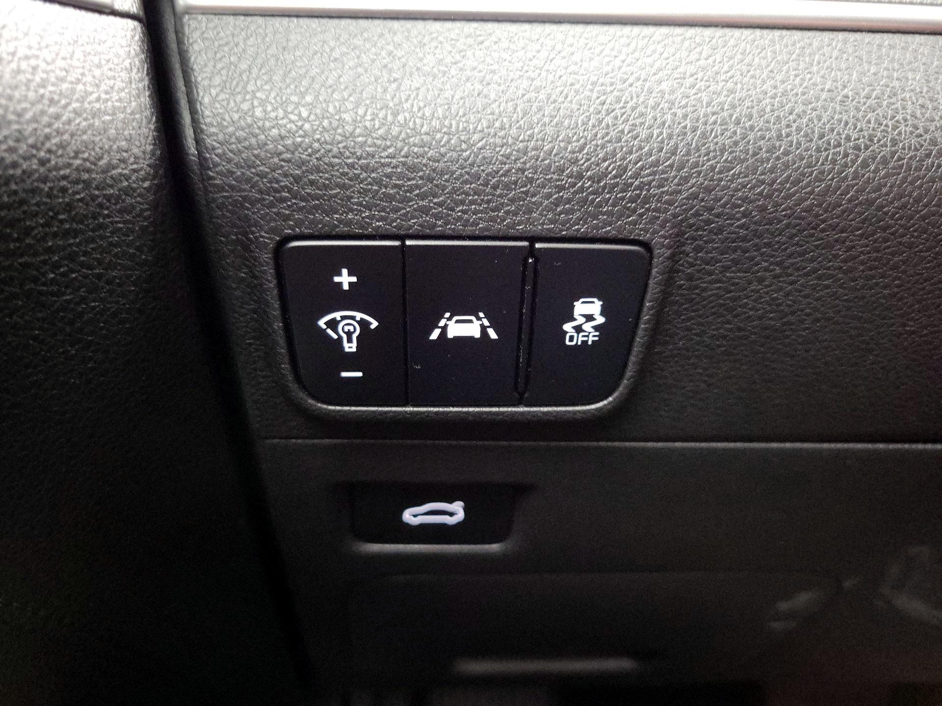 Thumbnail: 2023 Kia K5 - 13