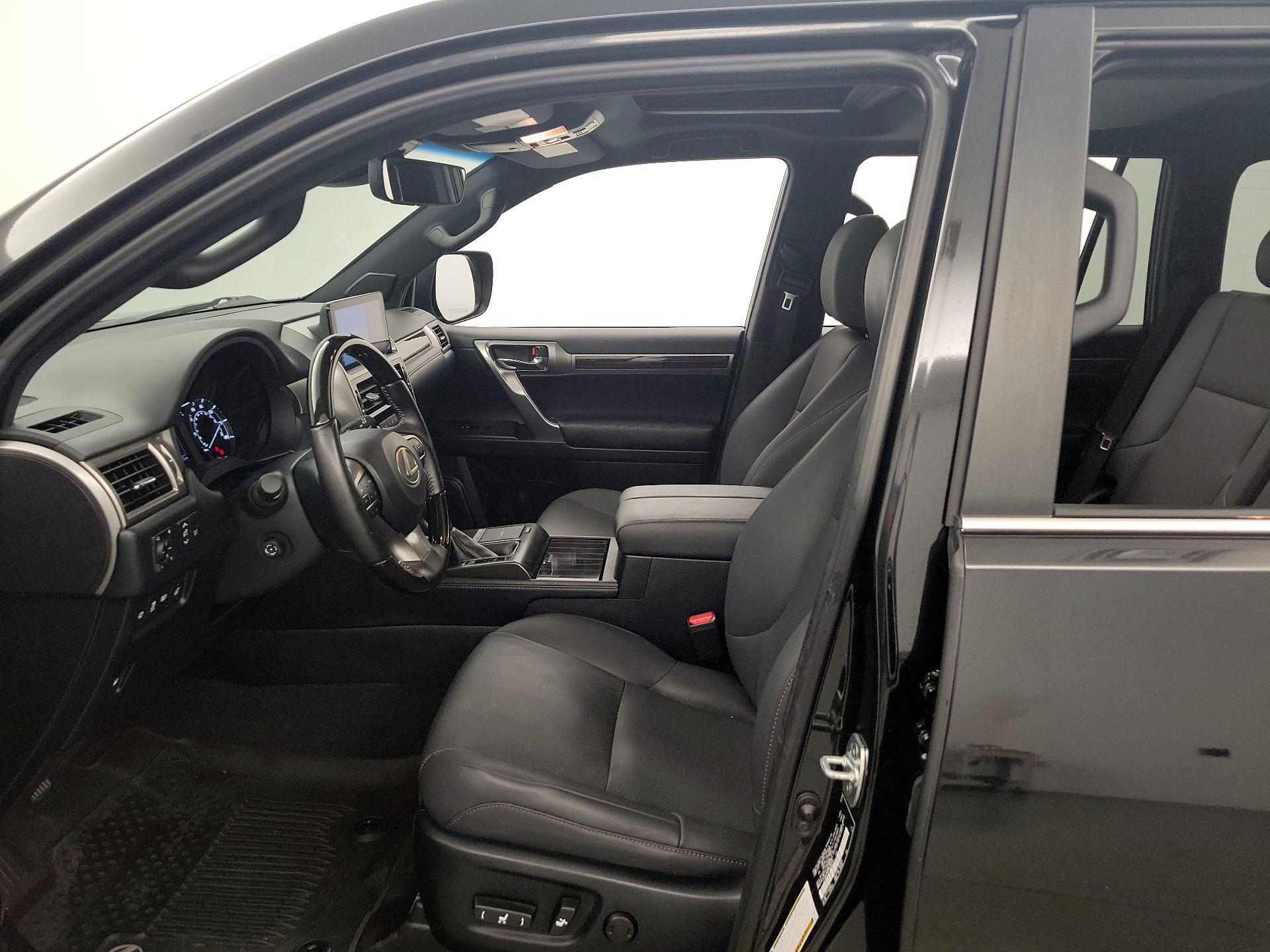 Thumbnail: 2023 Lexus GX - 11