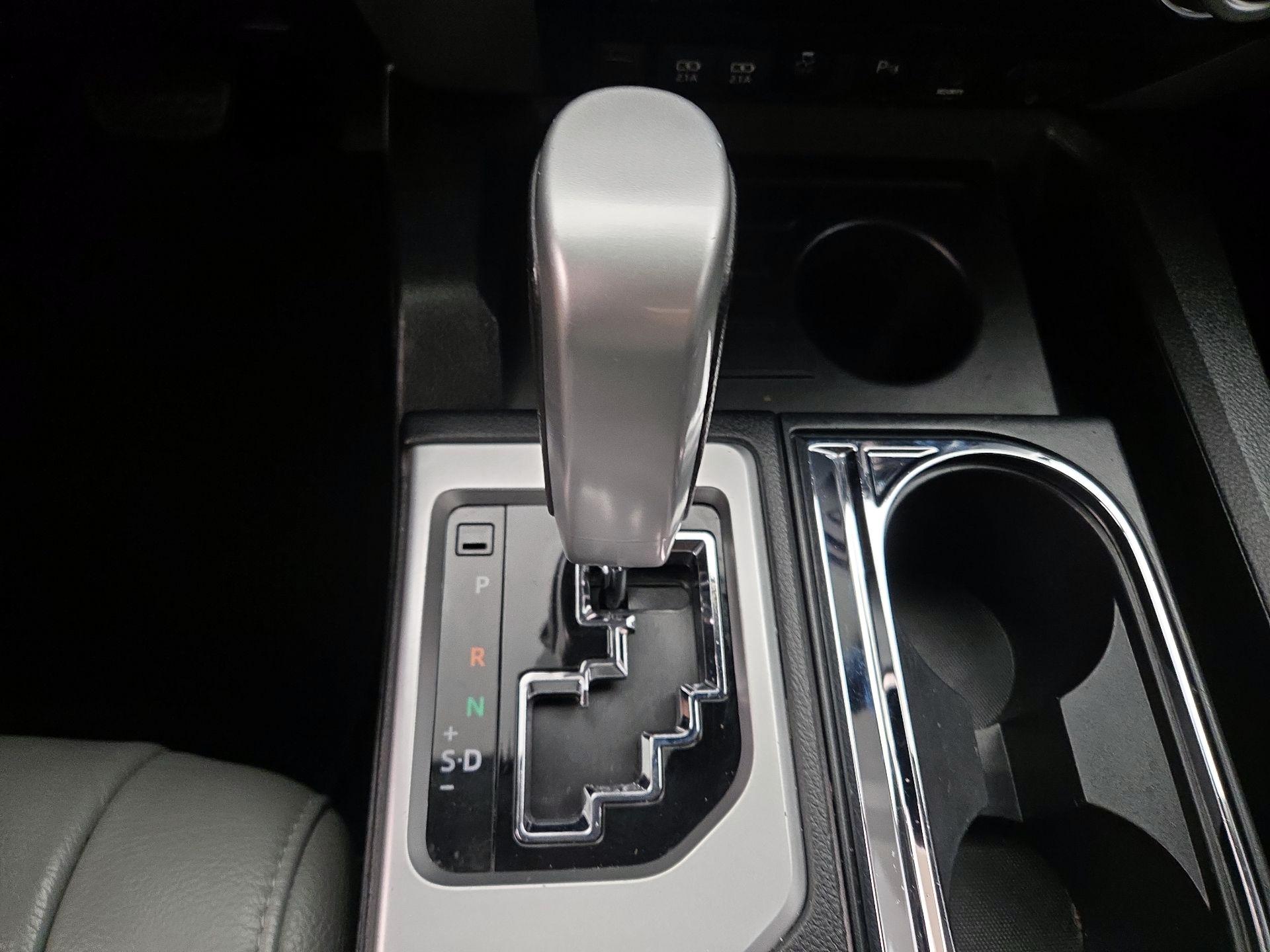 Thumbnail: 2020 Toyota Tundra - 18