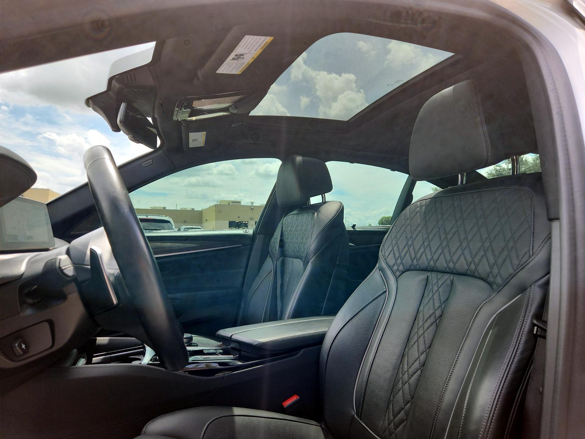 Thumbnail: 2019 BMW 5 Series - 18