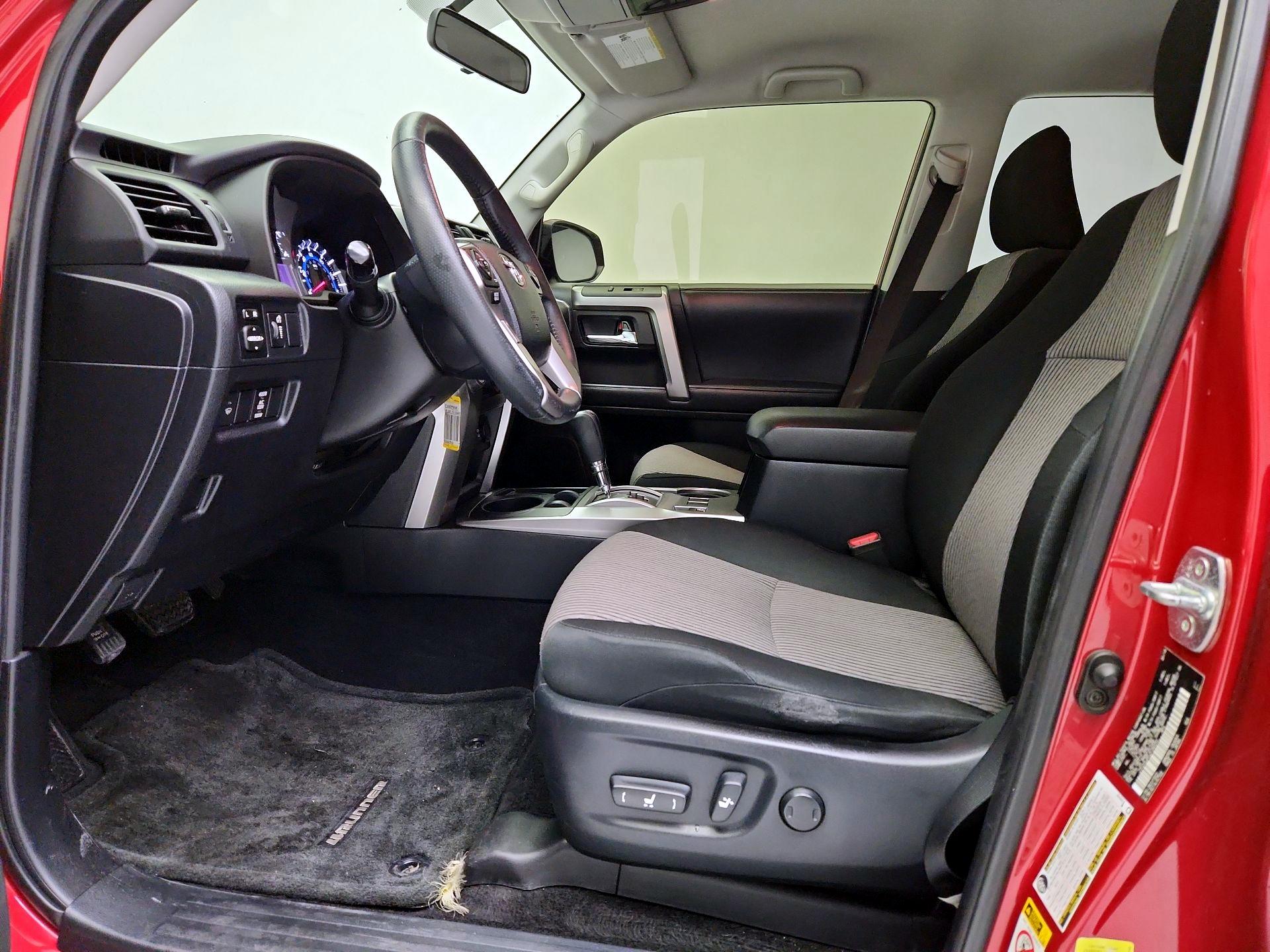 Thumbnail: 2018 Toyota 4Runner - 11