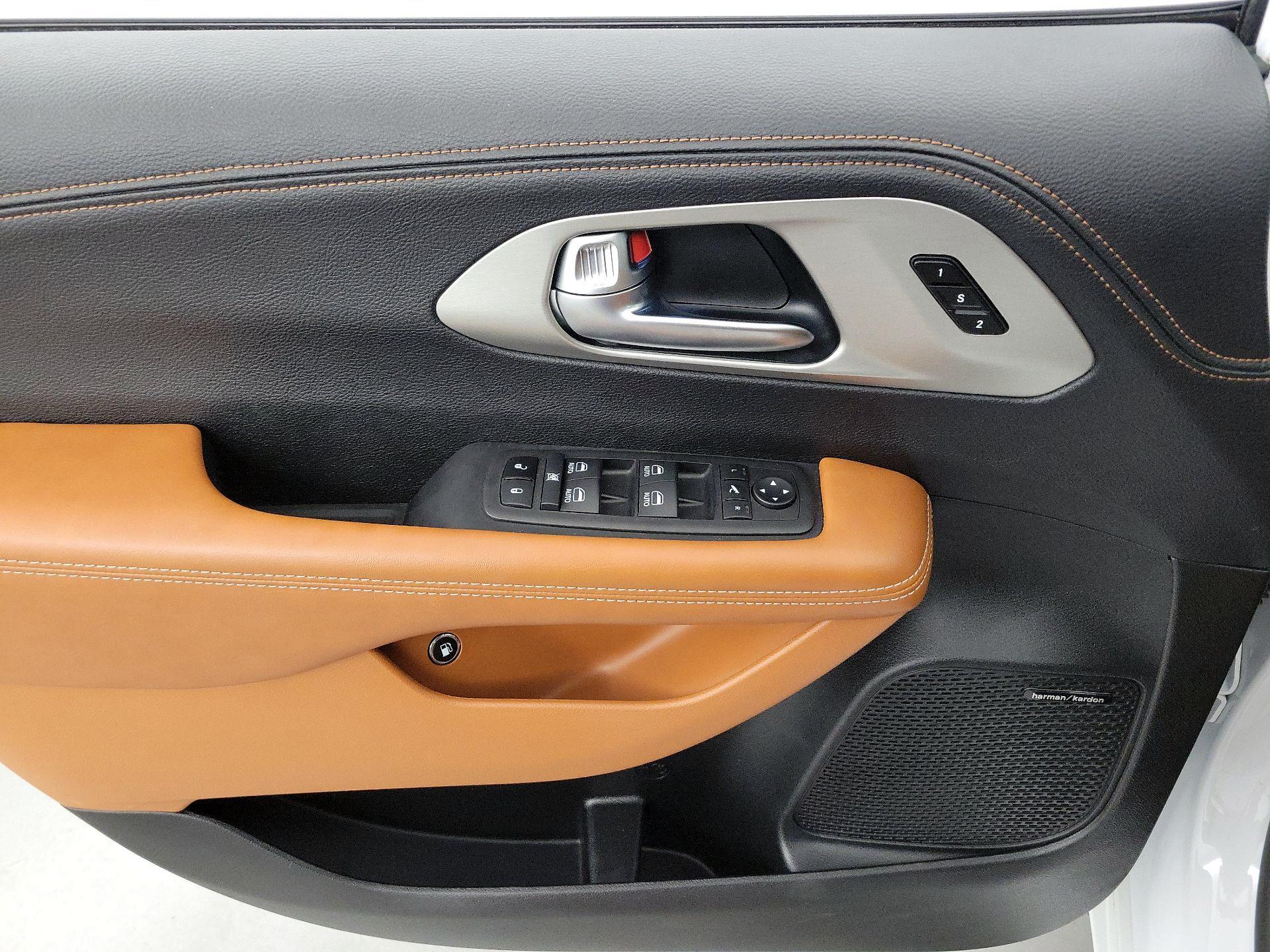 Thumbnail: 2024 Chrysler Pacifica - 12