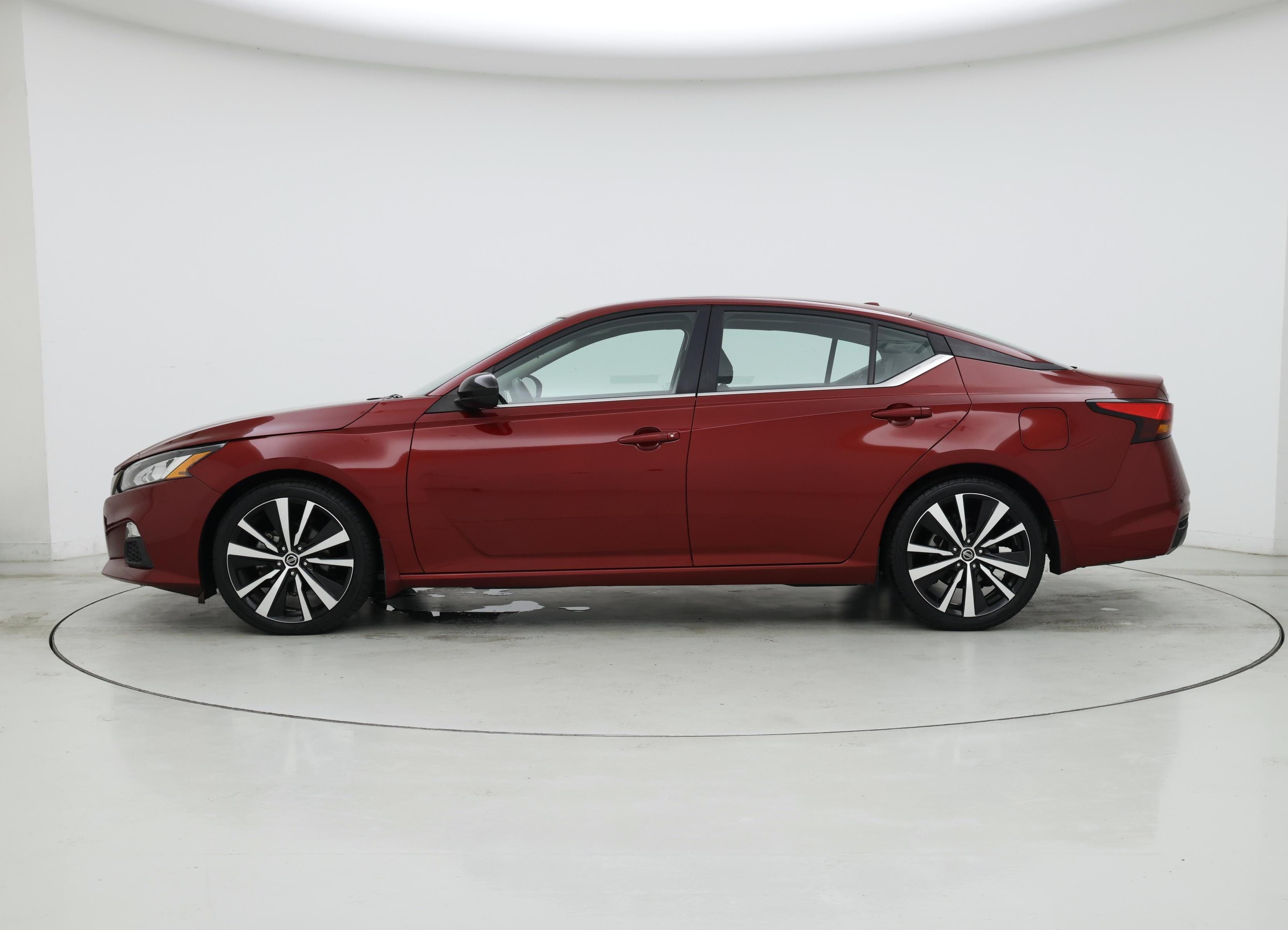 Thumbnail: 2022 Nissan Altima - 3