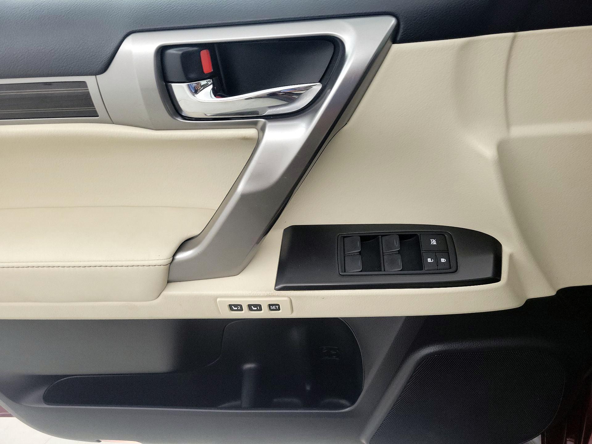 Thumbnail: 2022 Lexus GX - 12