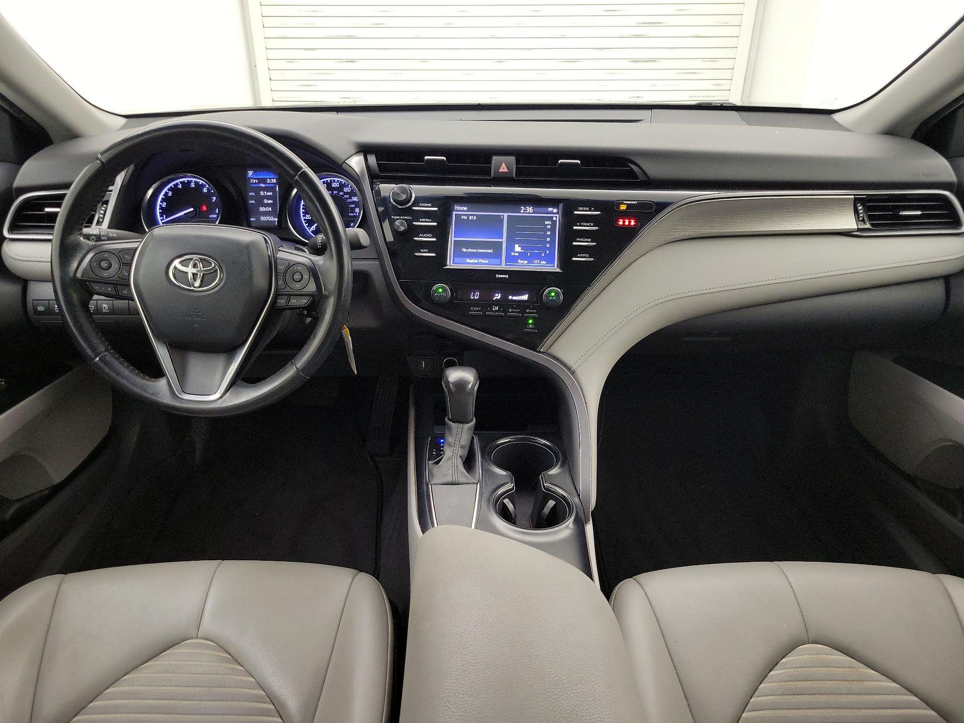 Thumbnail: 2020 Toyota Camry - 9