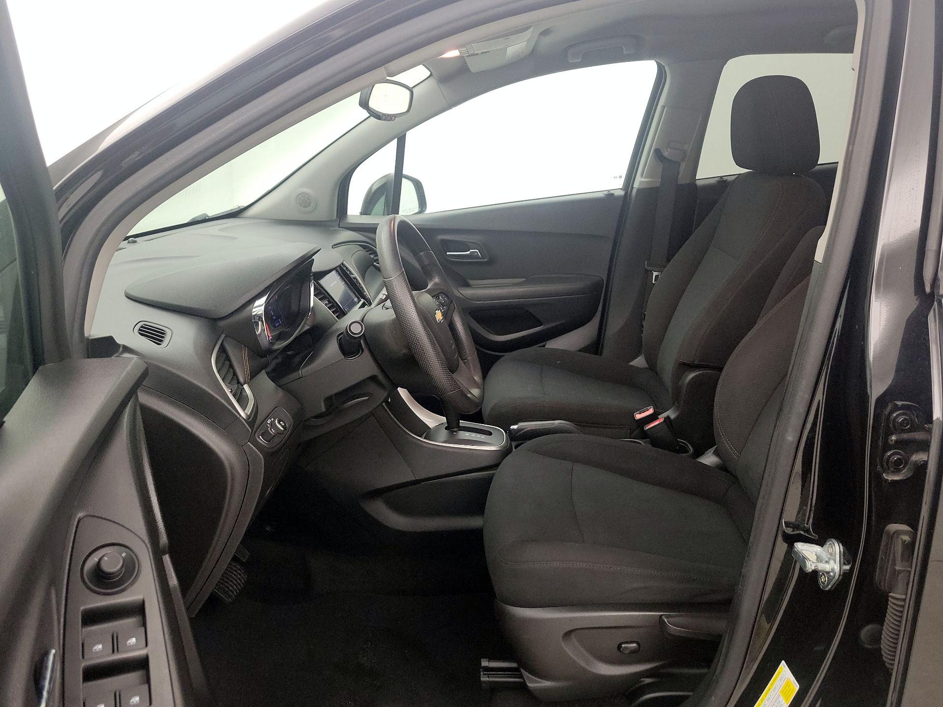 Thumbnail: 2020 Chevrolet Trax - 11