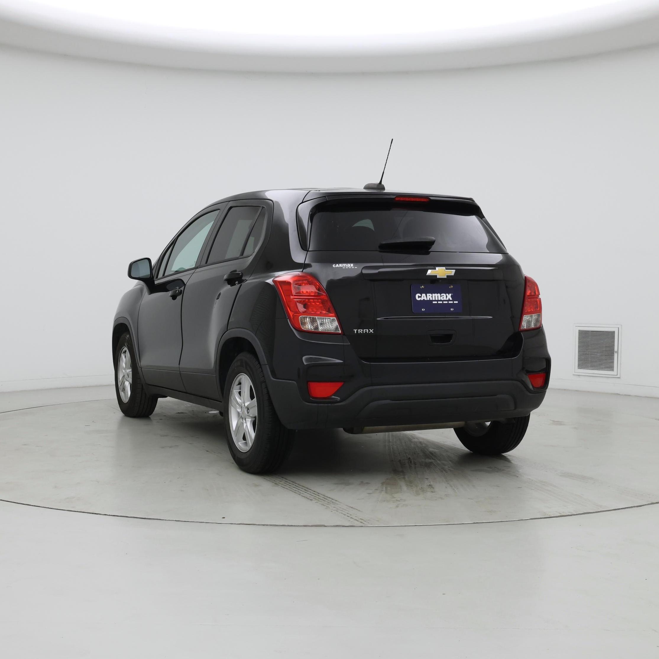 Thumbnail: 2020 Chevrolet Trax - 2