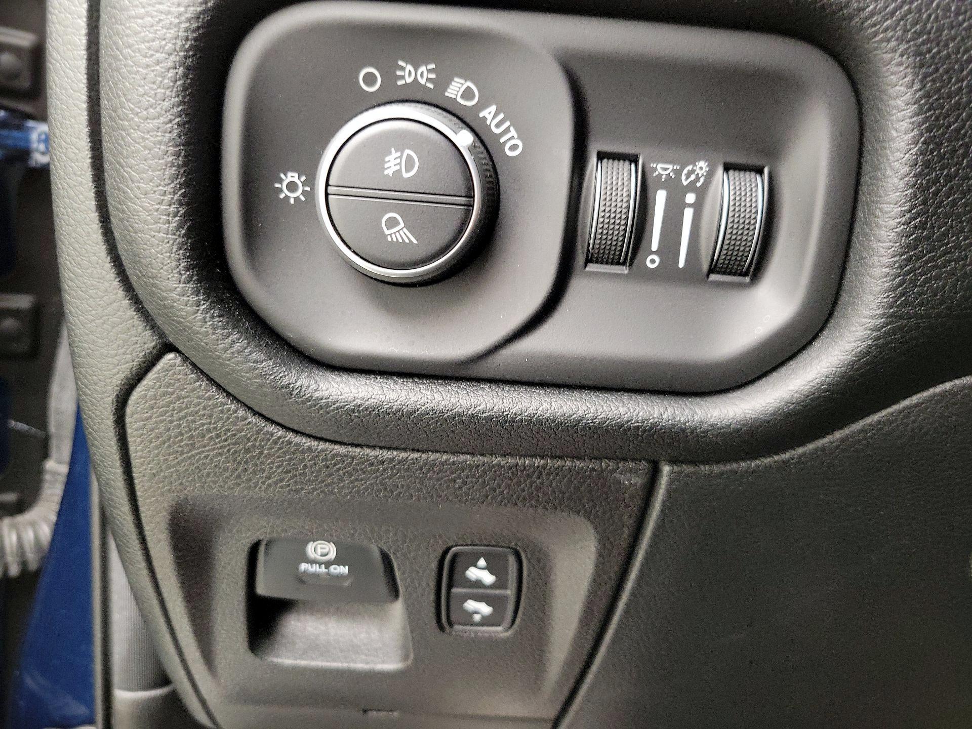 Thumbnail: 2022 RAM 1500 - 13
