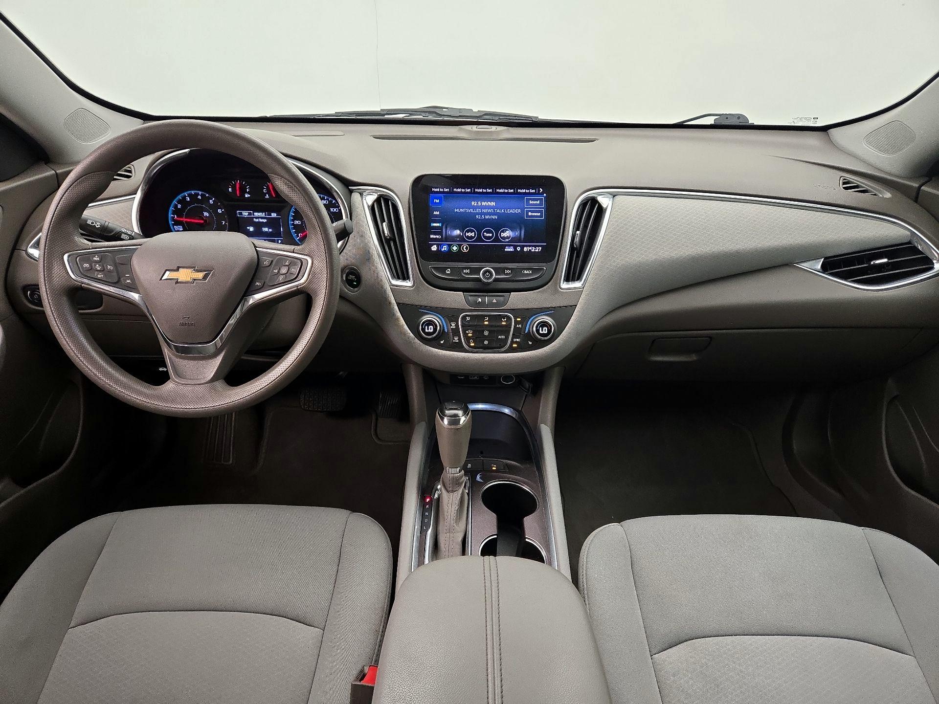 Thumbnail: 2020 Chevrolet Malibu - 9