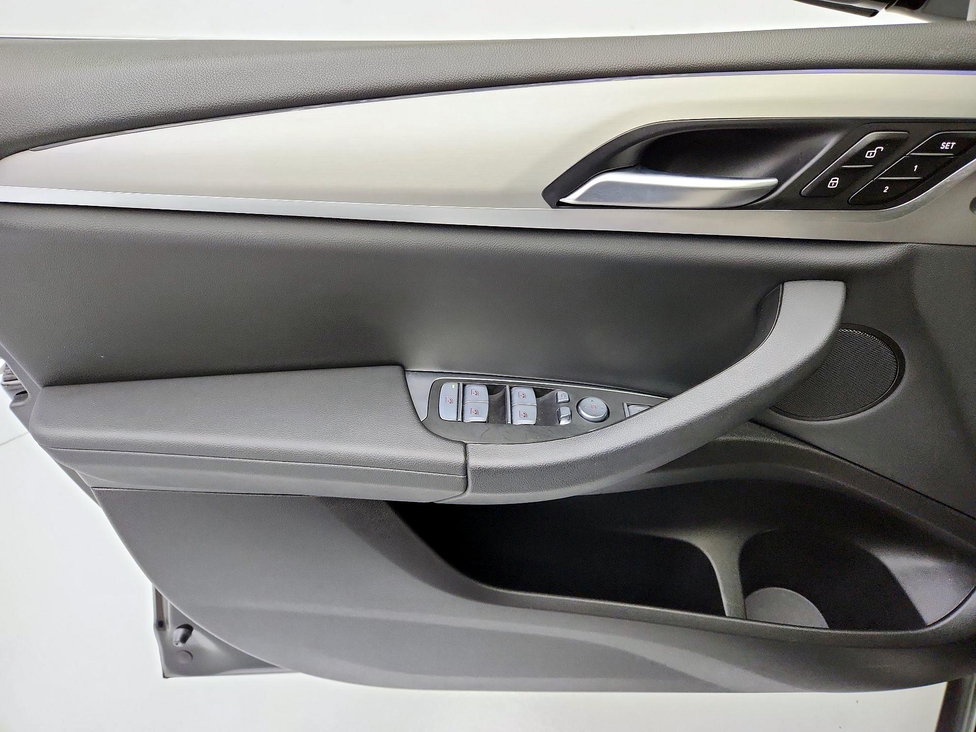 Thumbnail: 2021 BMW X3 - 12