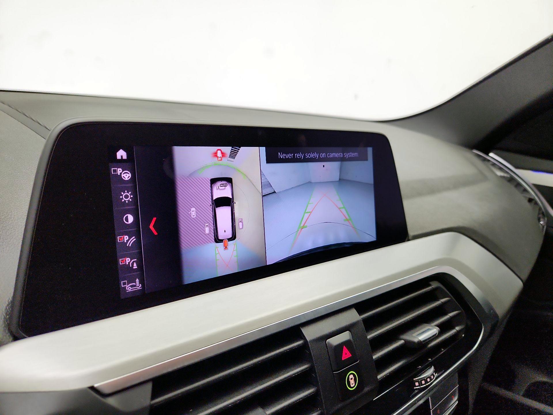 Thumbnail: 2021 BMW X3 - 15