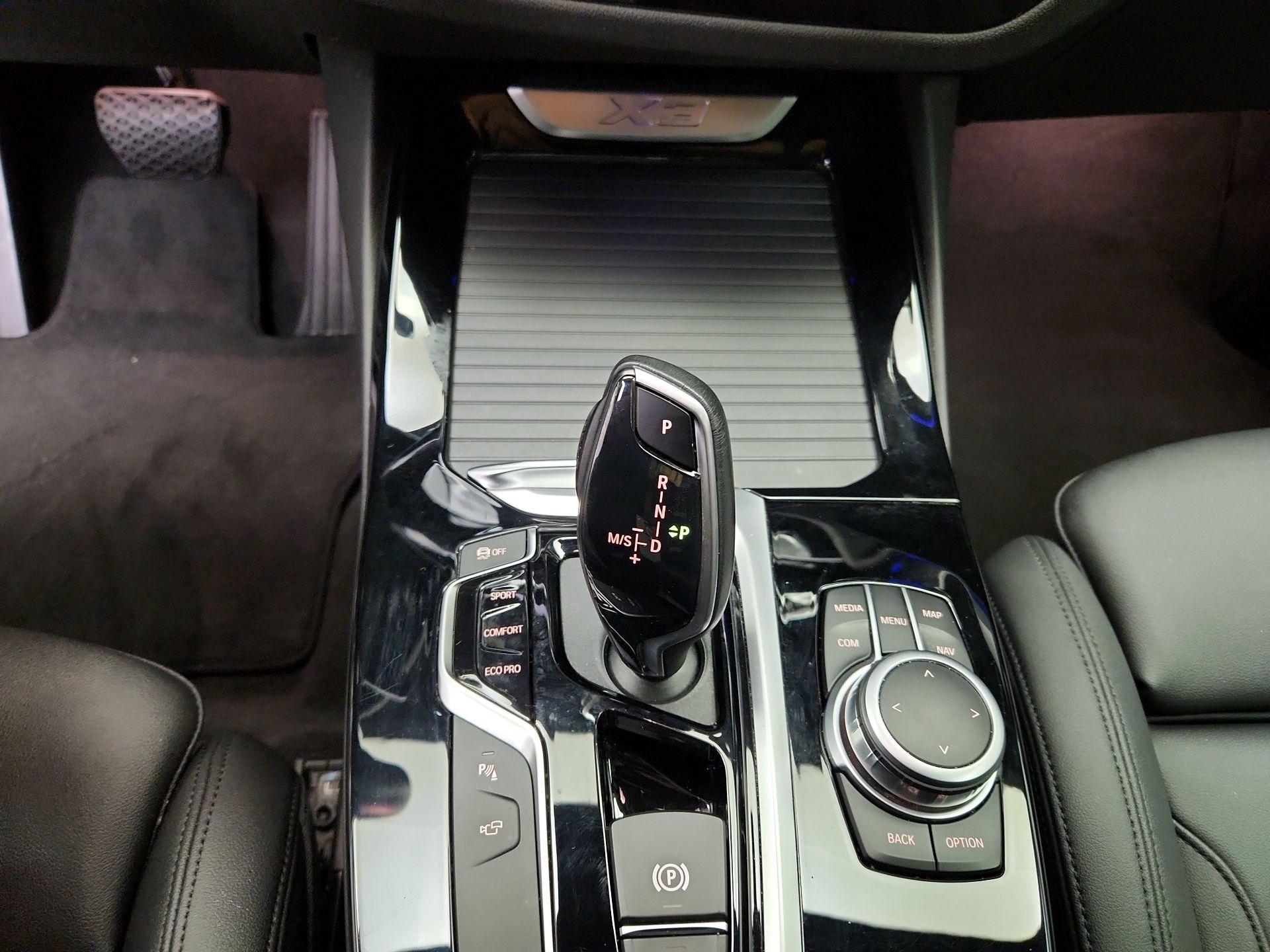 Thumbnail: 2021 BMW X3 - 18