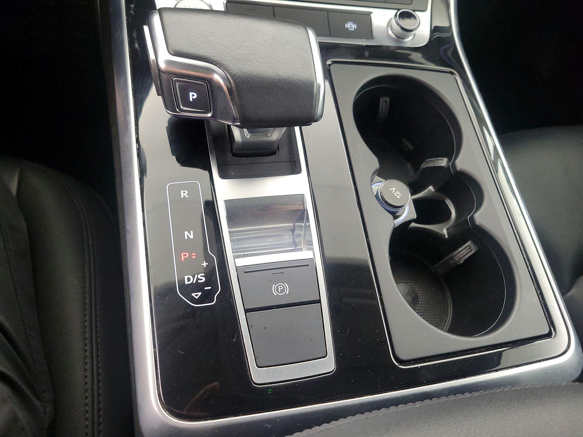 Thumbnail: 2020 Audi Q7 - 17