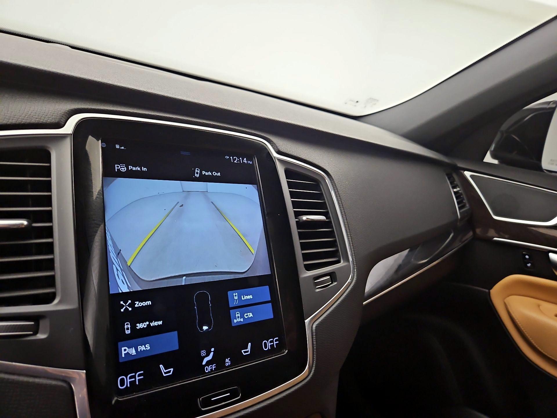 Thumbnail: 2019 Volvo XC90 - 14
