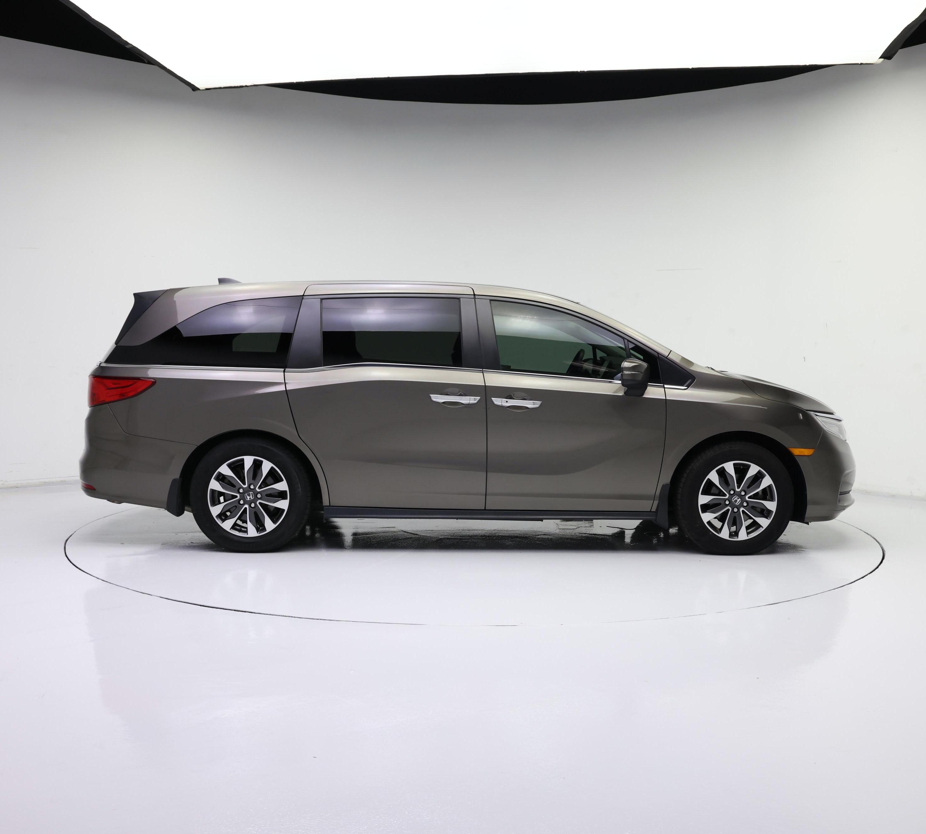 Thumbnail: 2021 Honda Odyssey - 7