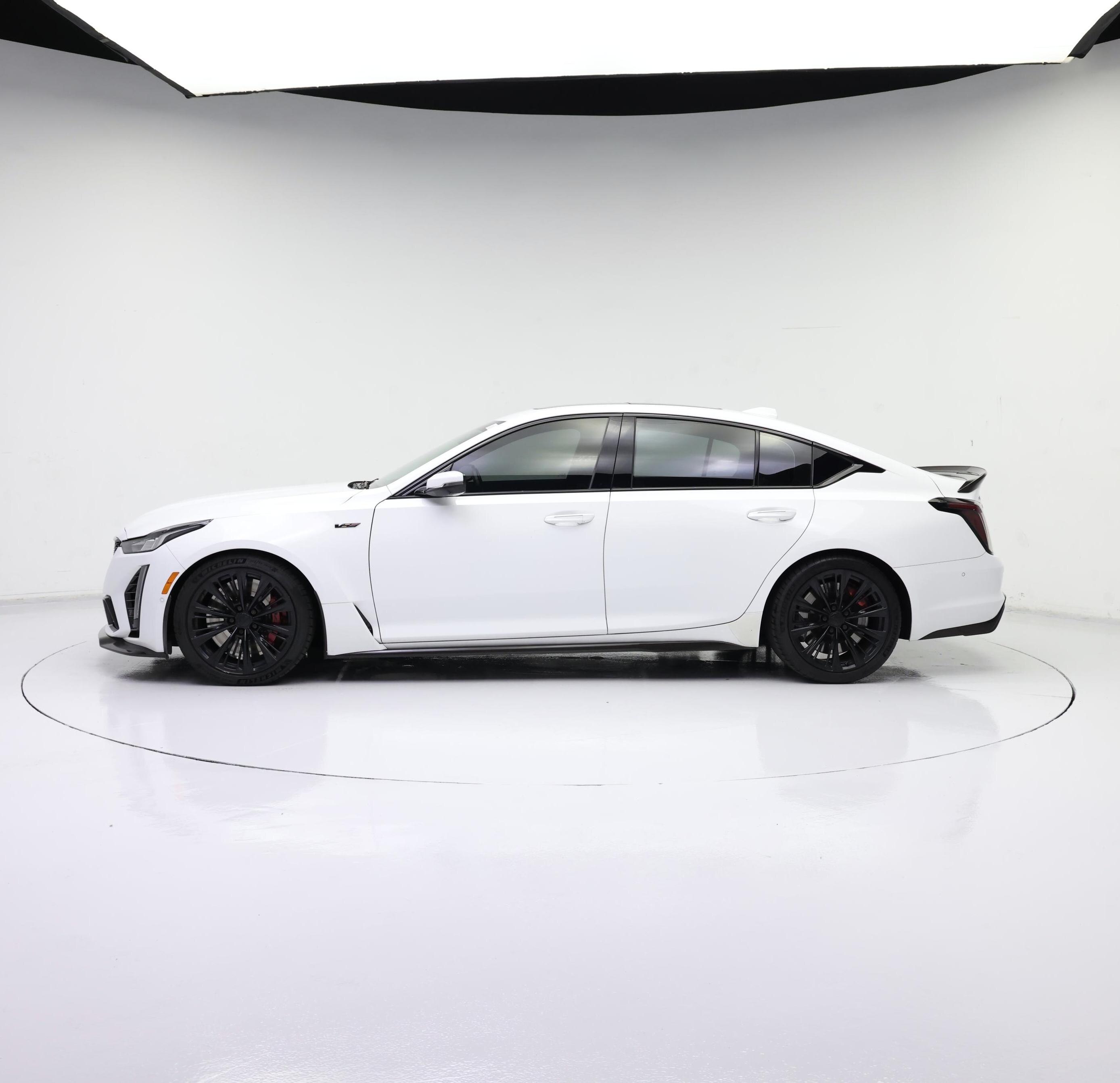 Thumbnail: 2022 Cadillac CT5 - 3