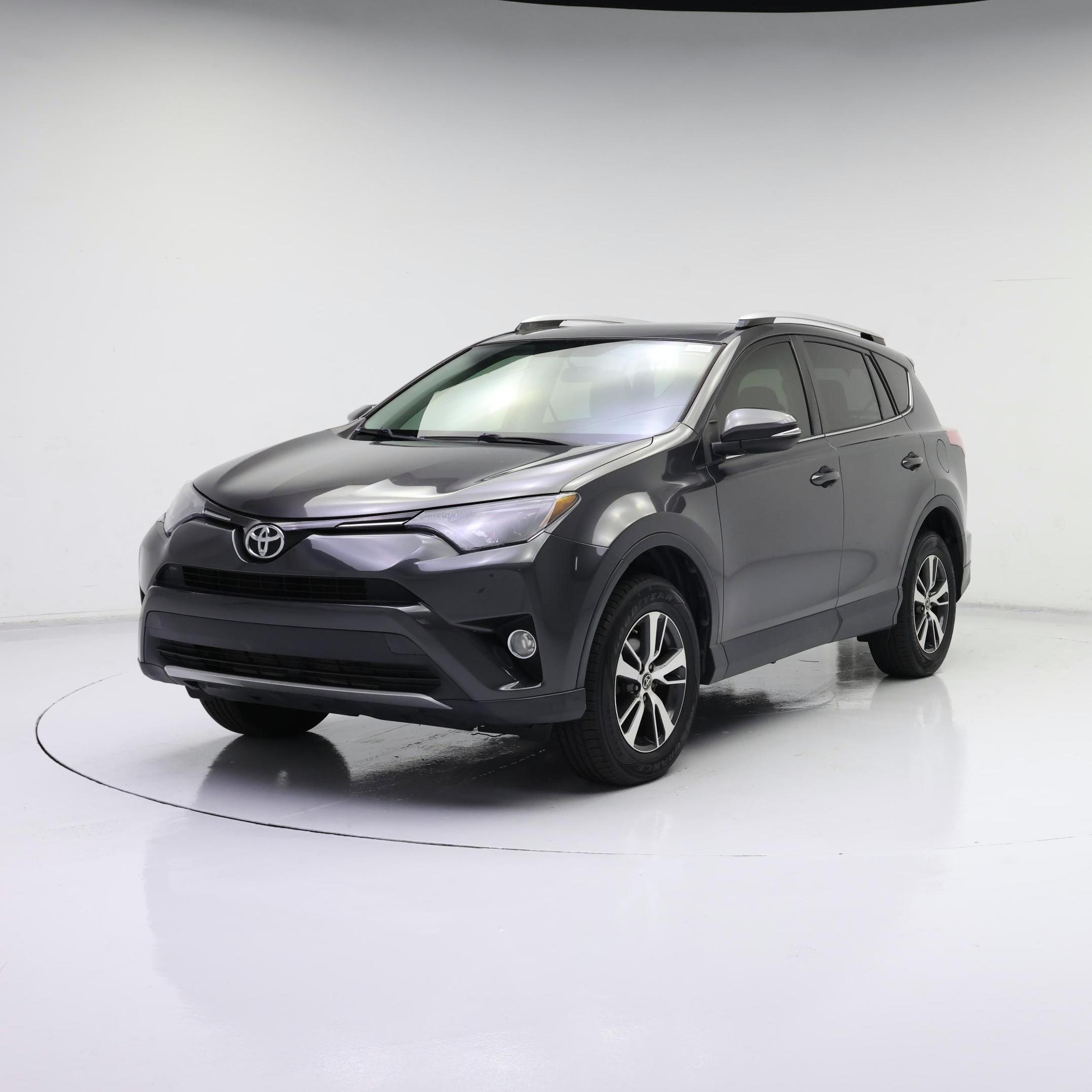 Thumbnail: 2016 Toyota RAV4 - 4
