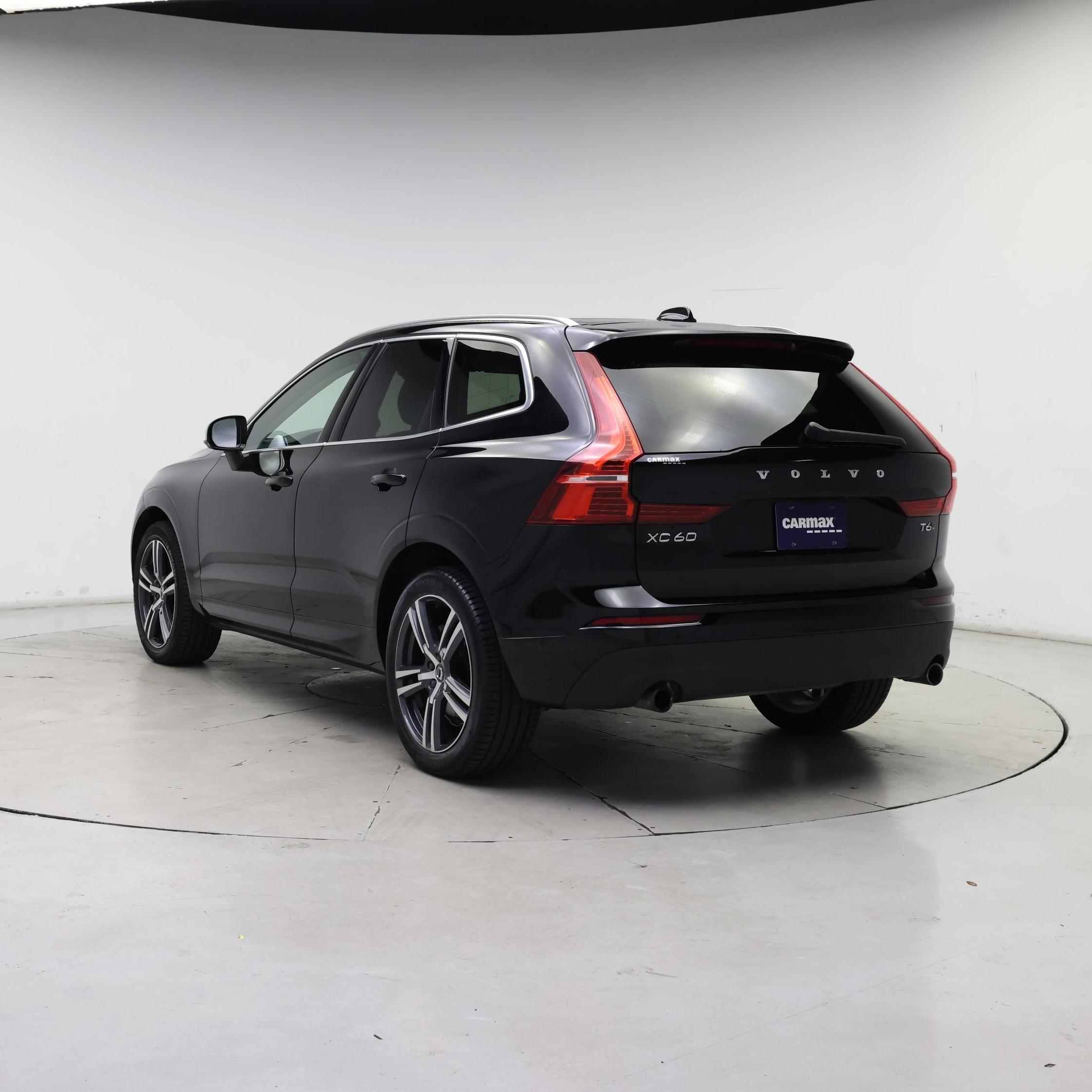 Thumbnail: 2019 Volvo XC60 - 2