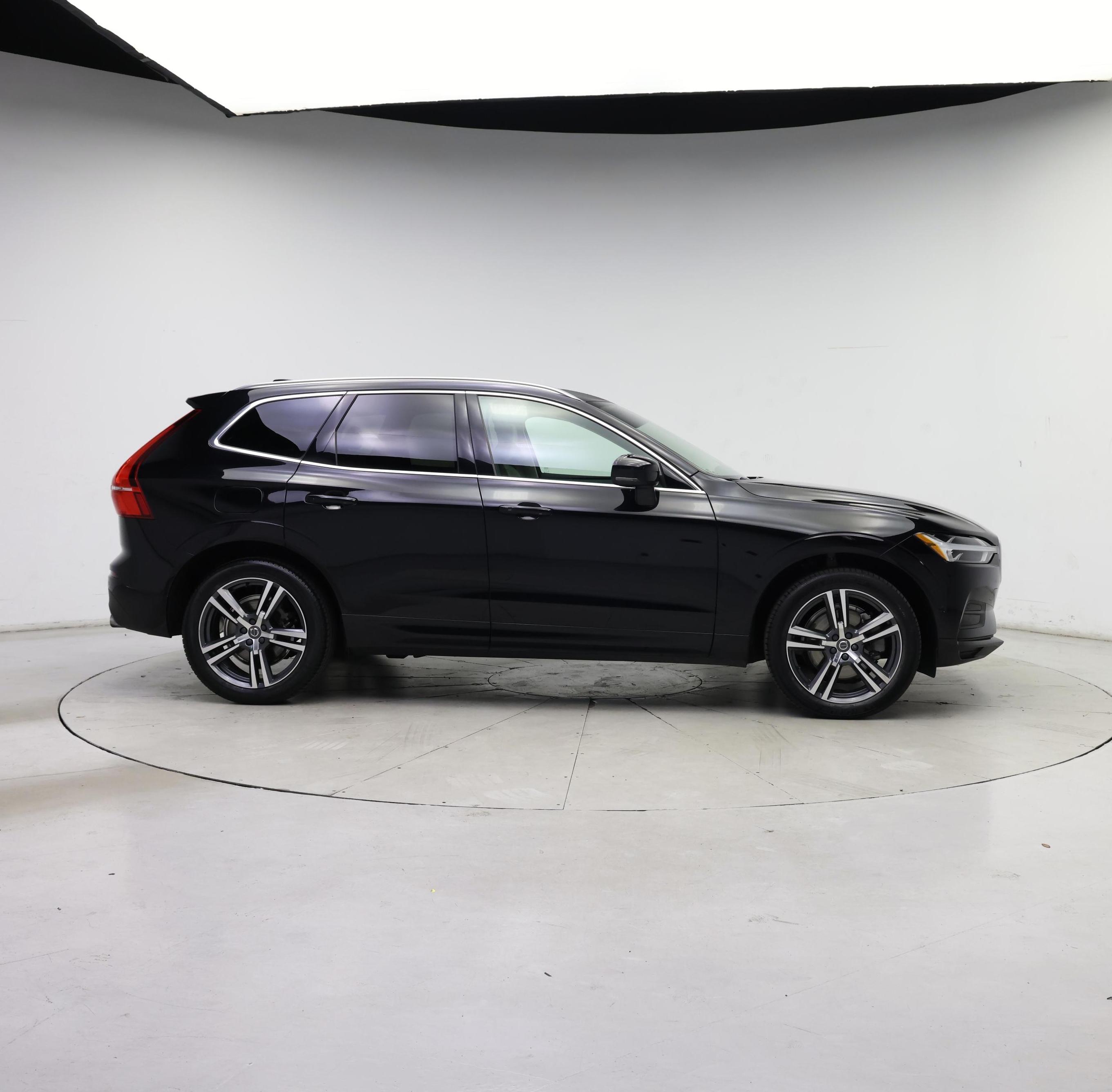 Thumbnail: 2019 Volvo XC60 - 7
