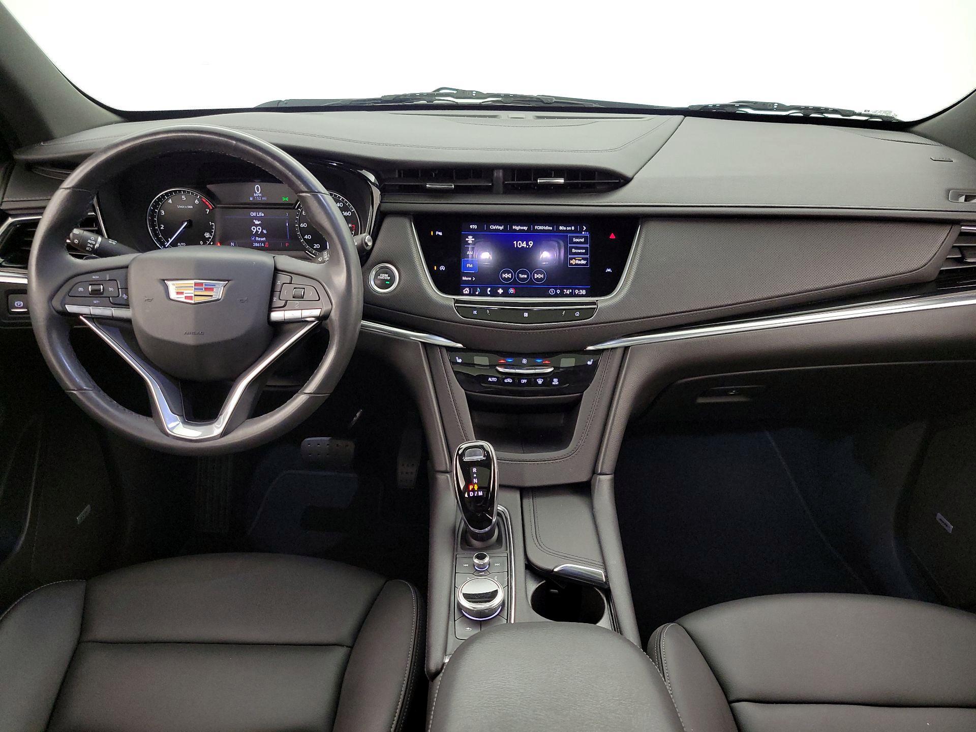 Thumbnail: 2021 Cadillac XT6 - 9