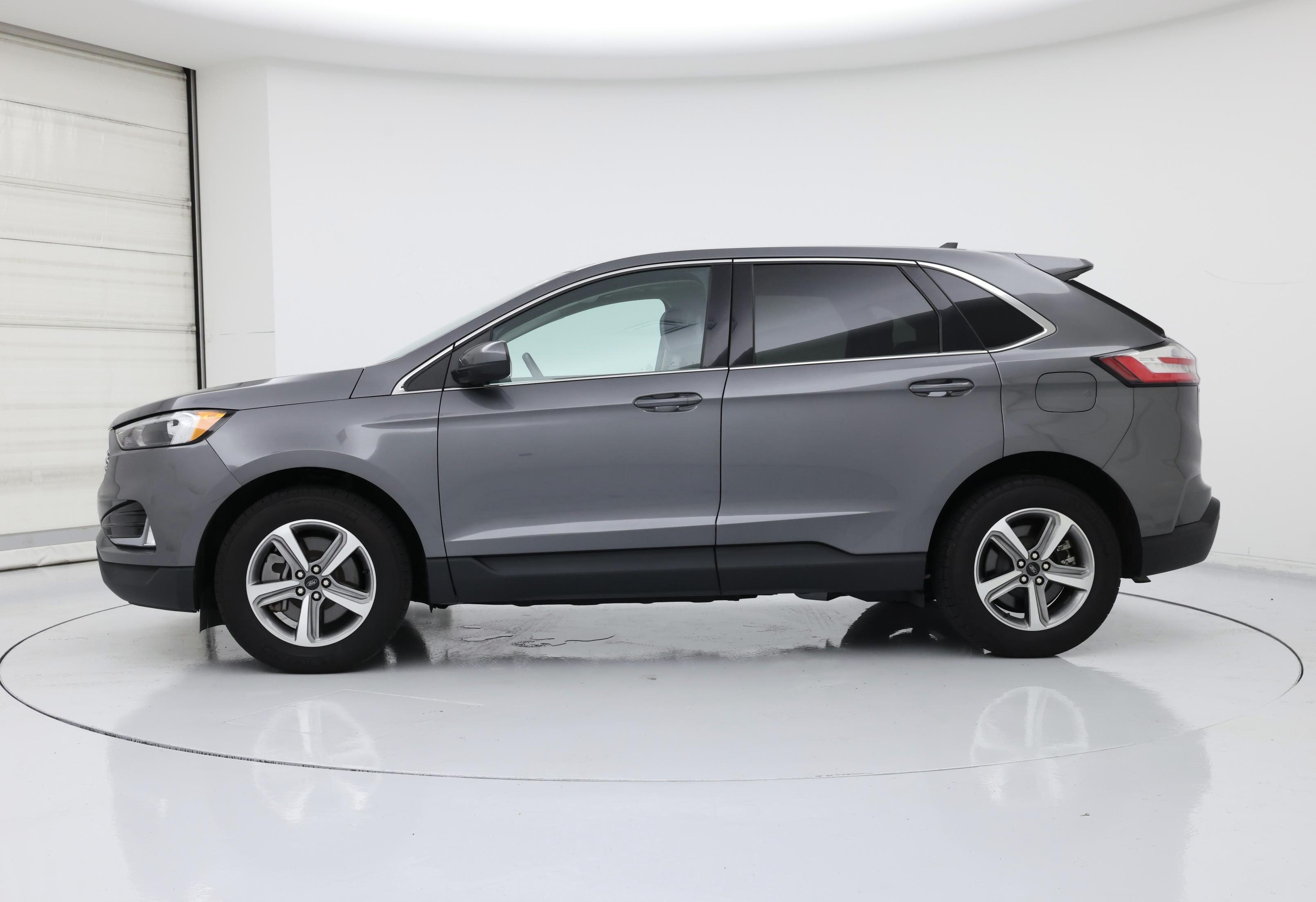 Thumbnail: 2023 Ford Edge - 3