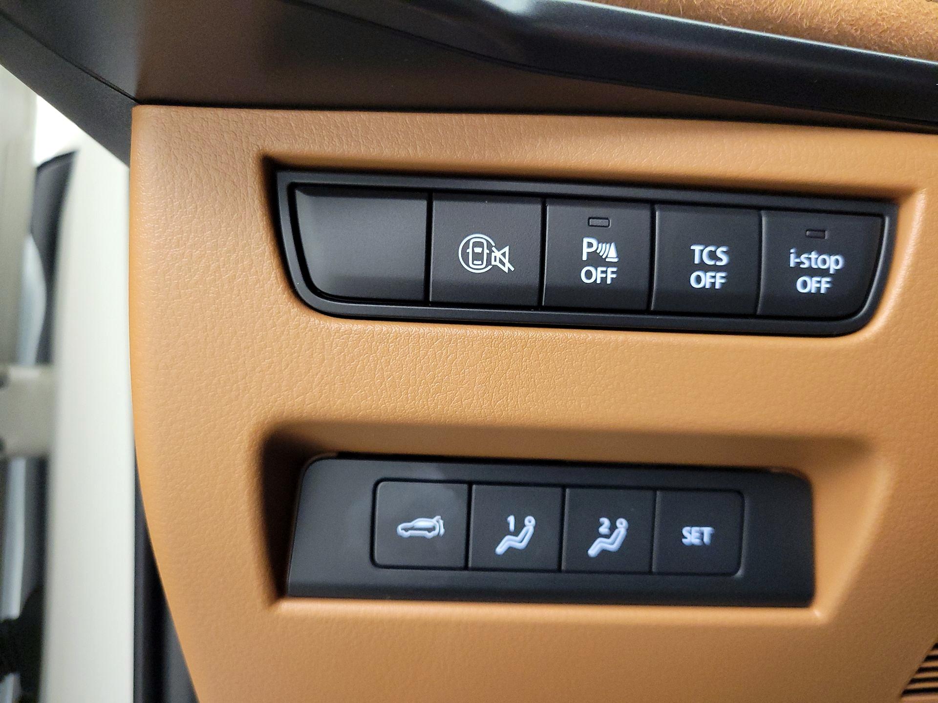 Thumbnail: 2025 Mazda CX-70 - 13