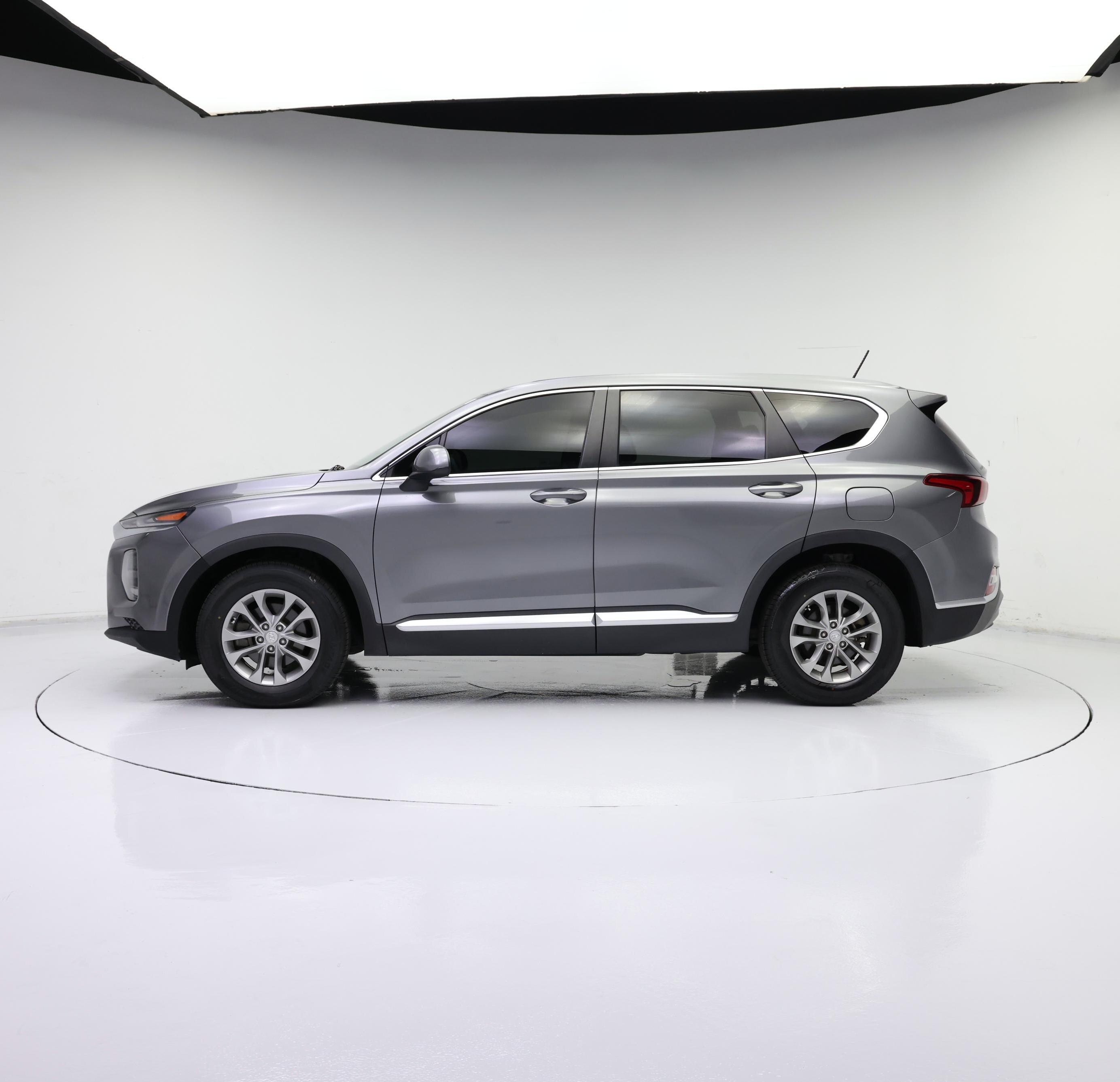 Thumbnail: 2019 Hyundai Santa Fe - 3