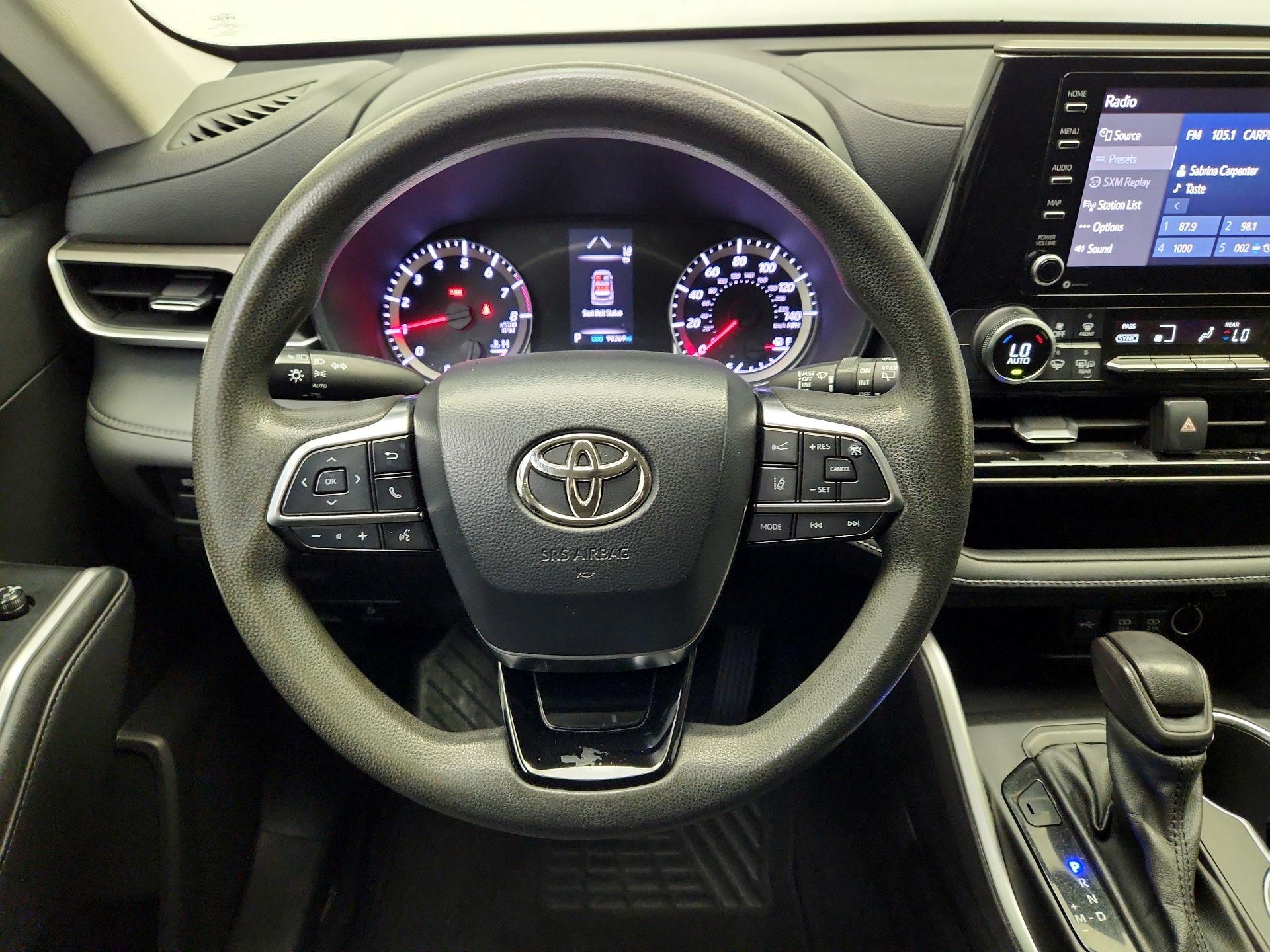 Thumbnail: 2021 Toyota Highlander - 10