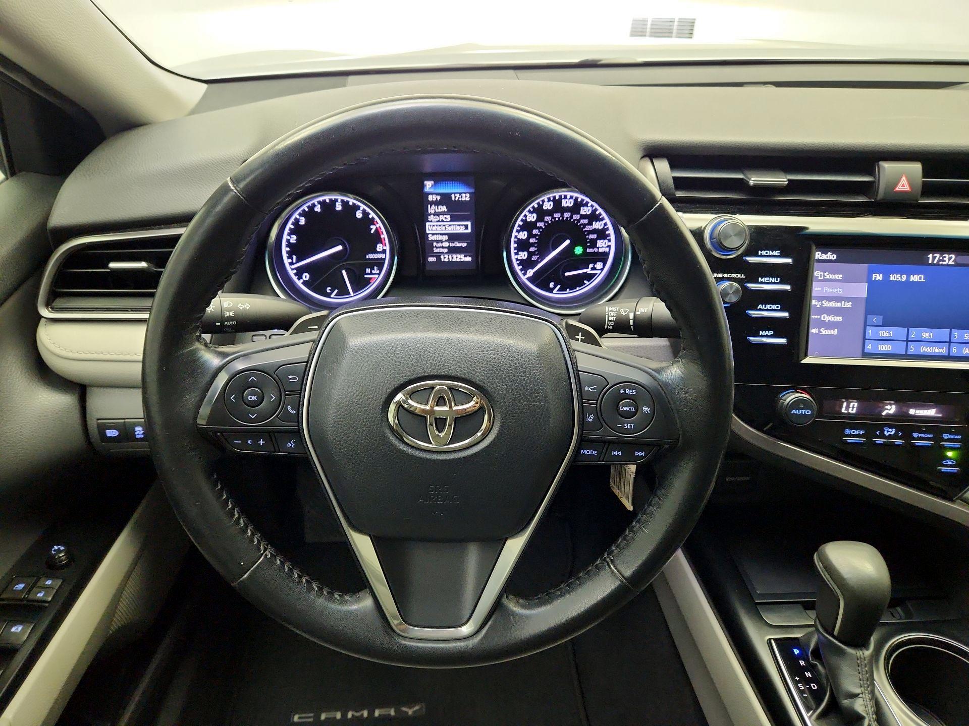 Thumbnail: 2019 Toyota Camry - 10