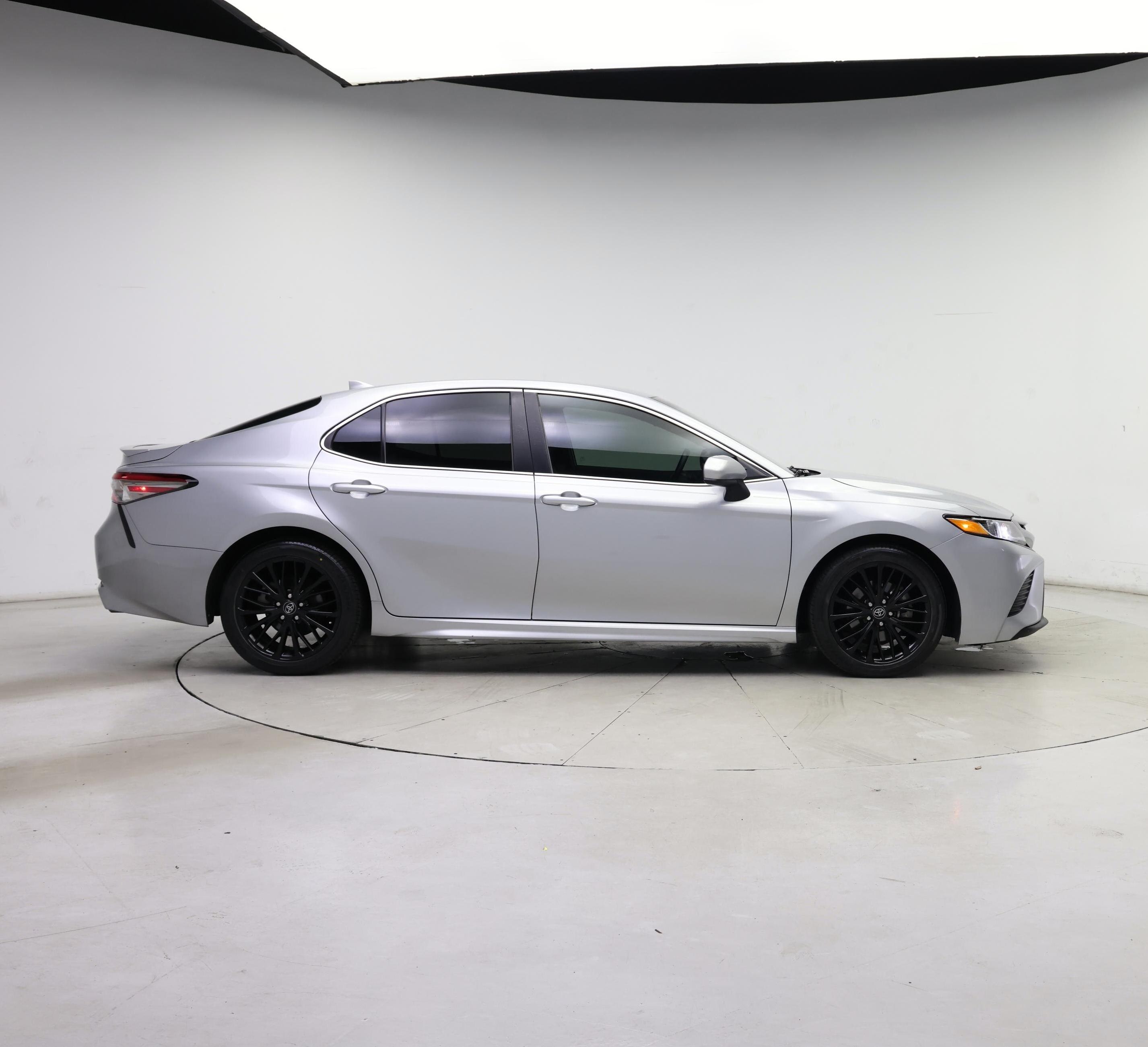 Thumbnail: 2019 Toyota Camry - 7