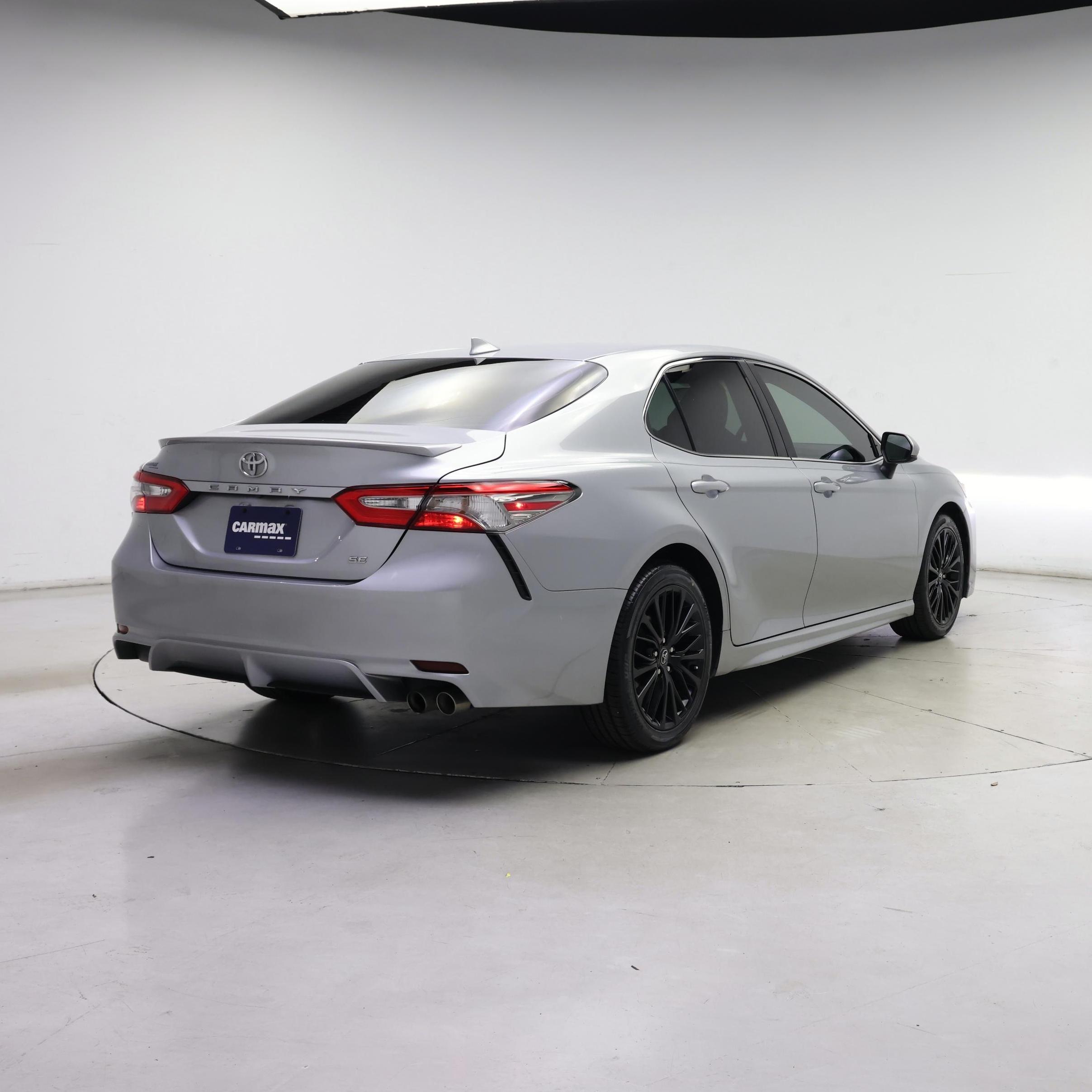 Thumbnail: 2019 Toyota Camry - 8