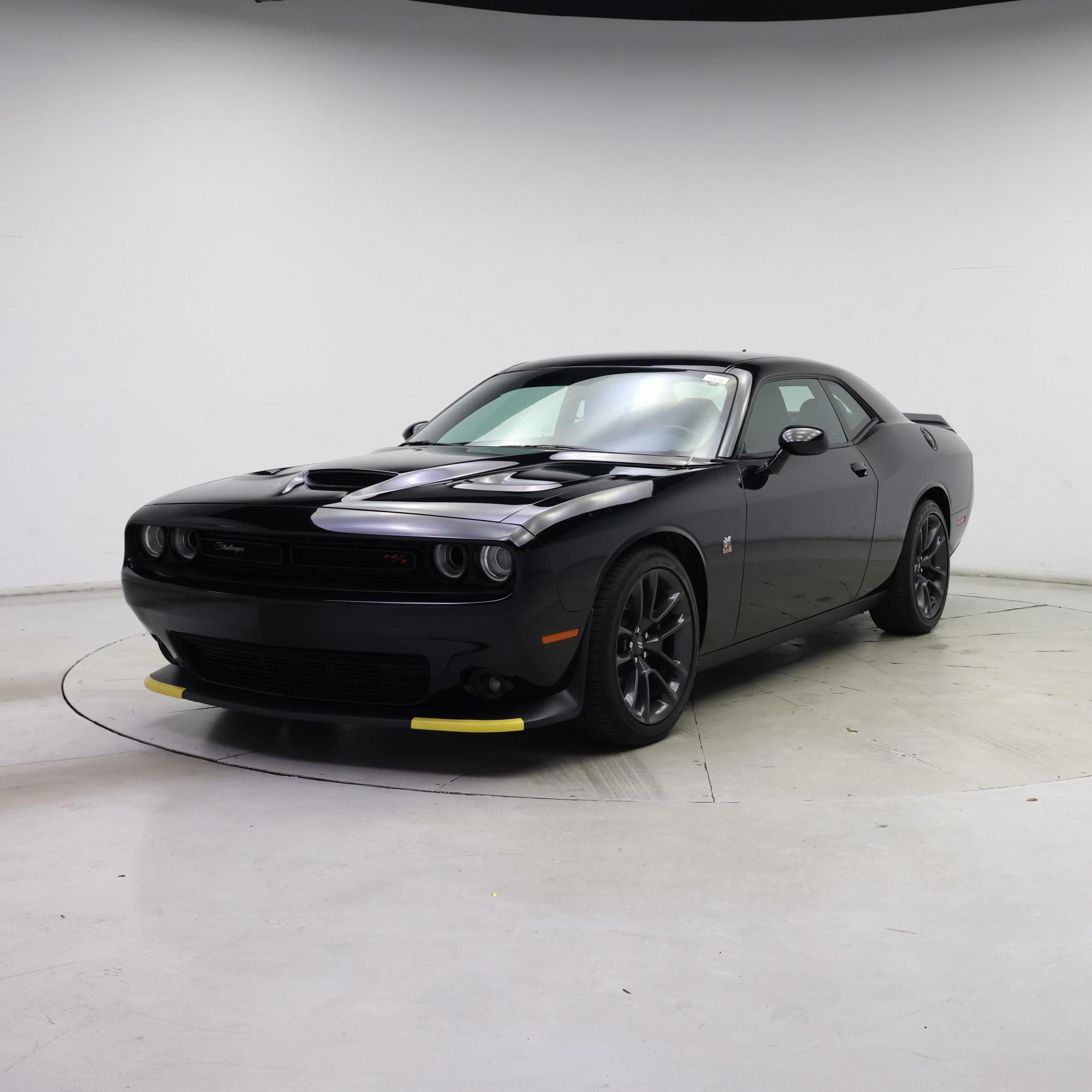 Thumbnail: 2020 Dodge Challenger - 4