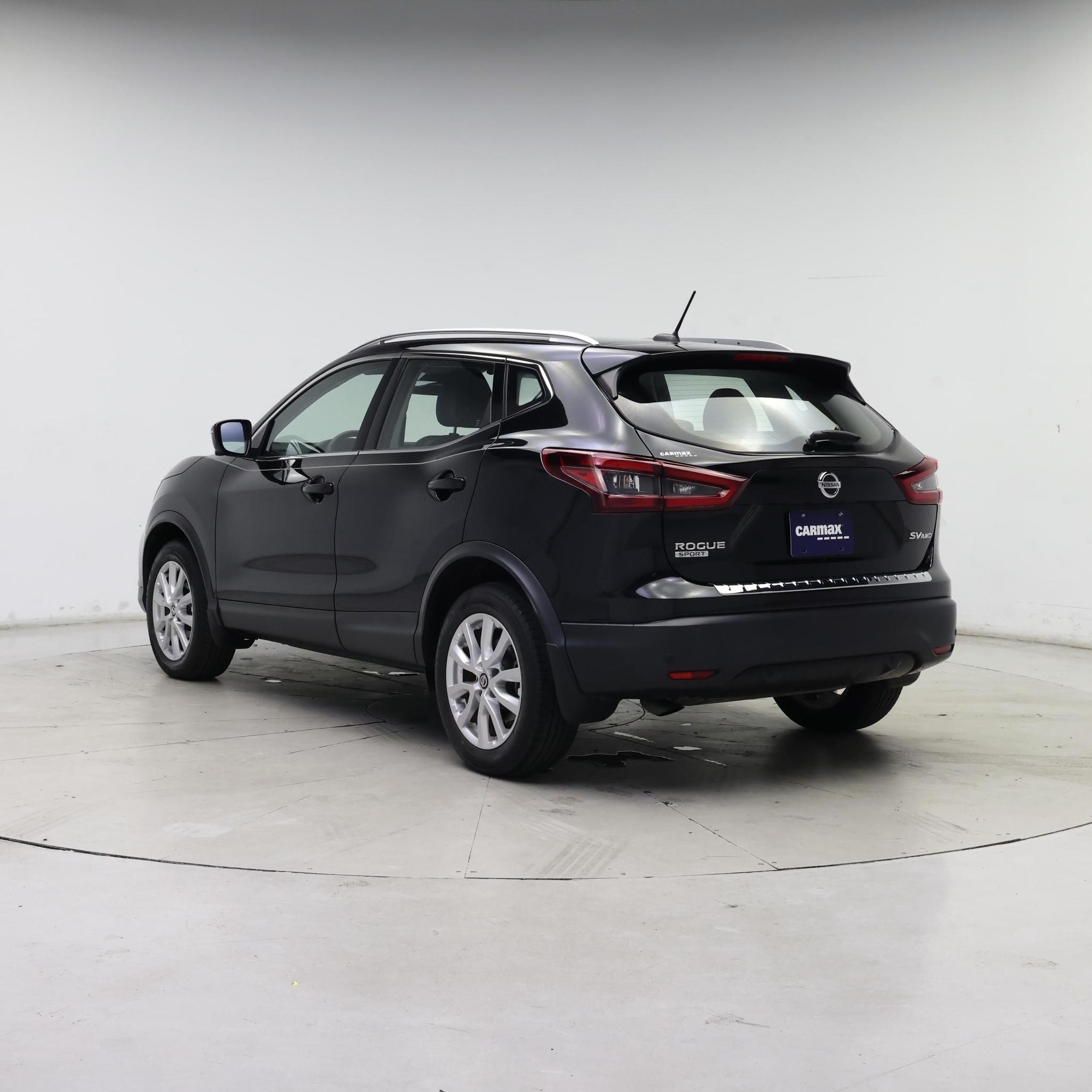 Thumbnail: 2022 Nissan Rogue Sport - 2