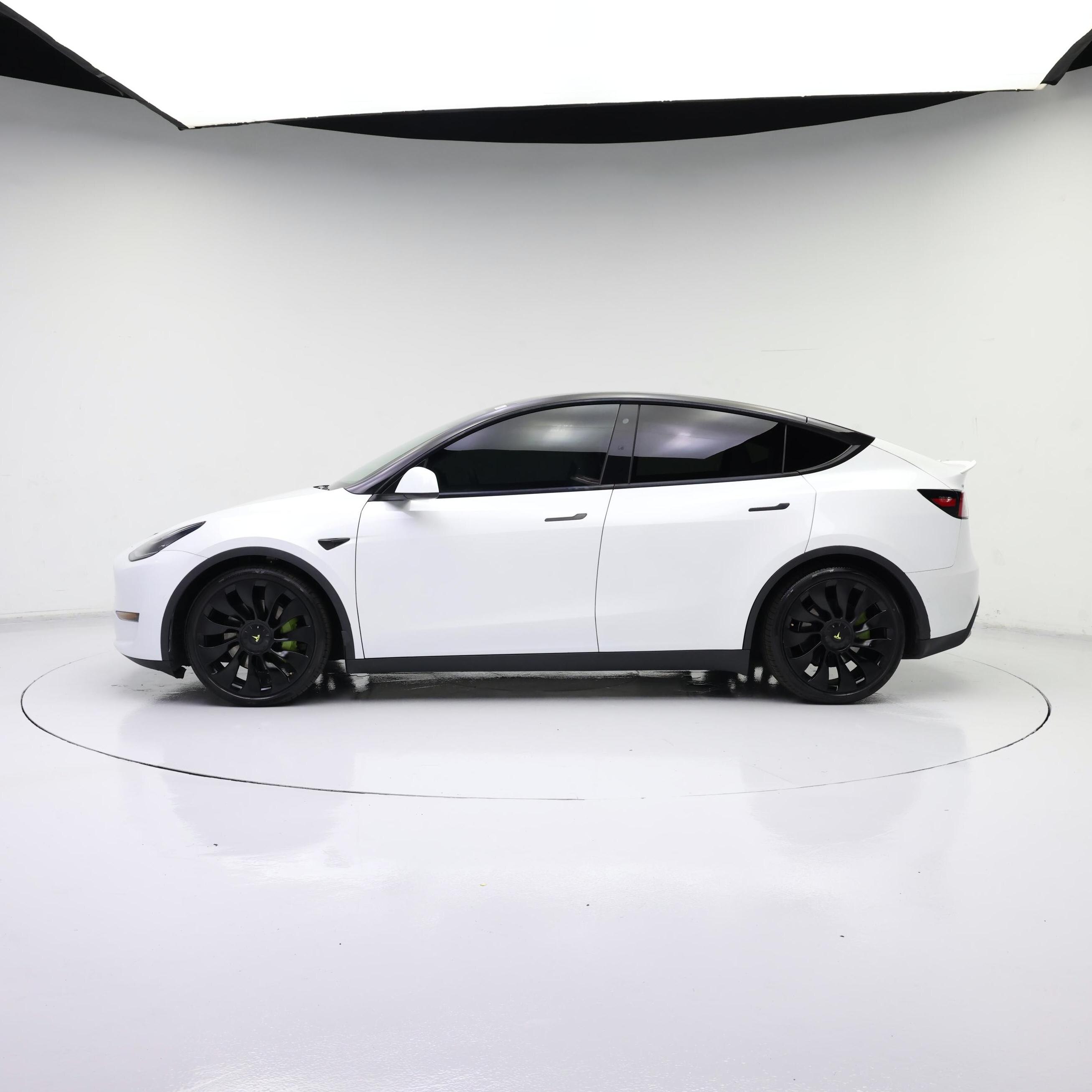Thumbnail: 2020 Tesla Model Y - 3